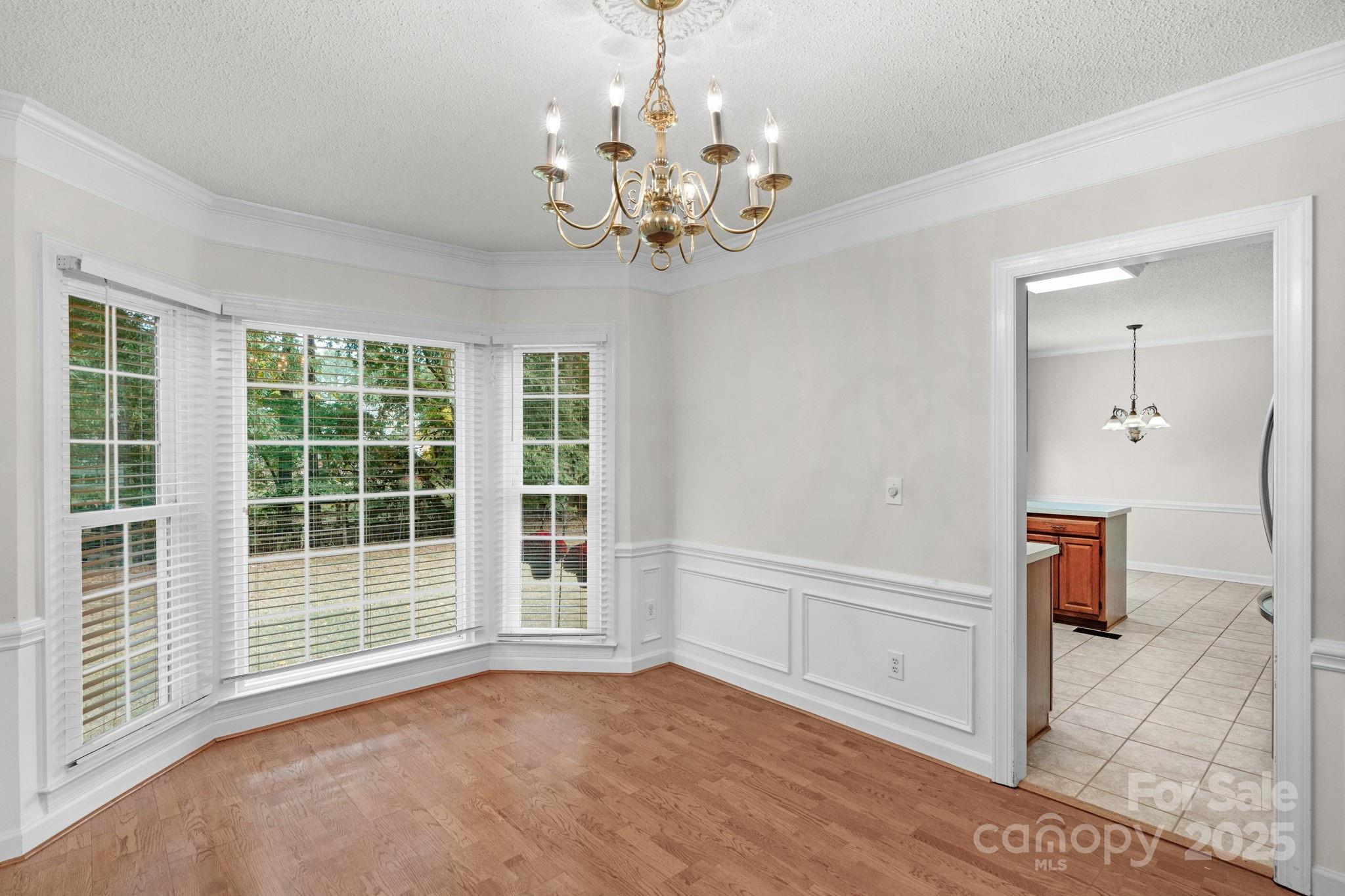 11905 Provincetowne Drive