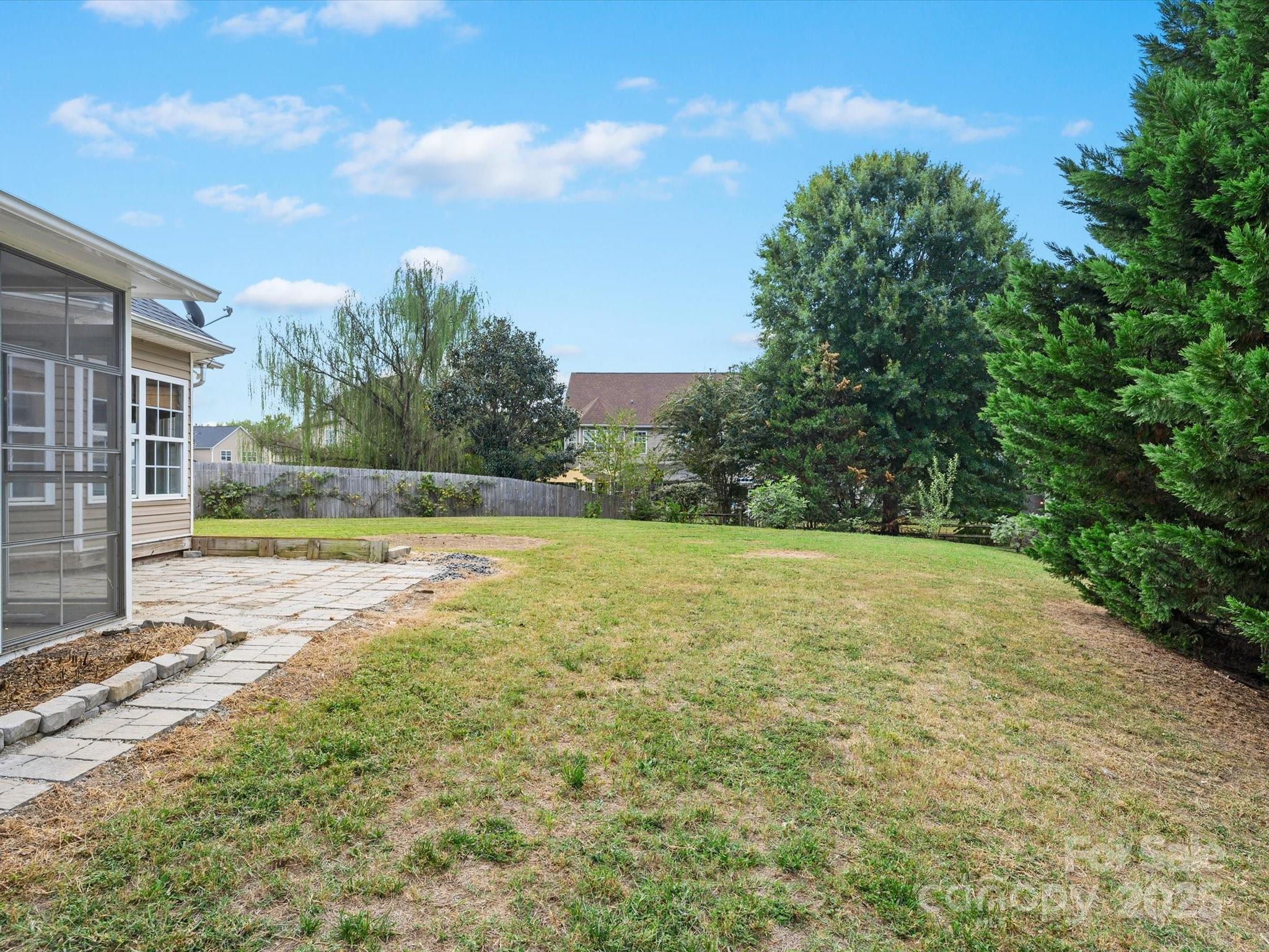 11012 Southfield Drive