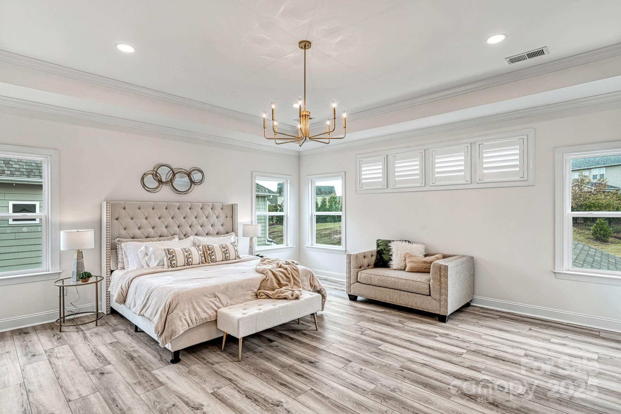 162 Golden View Drive