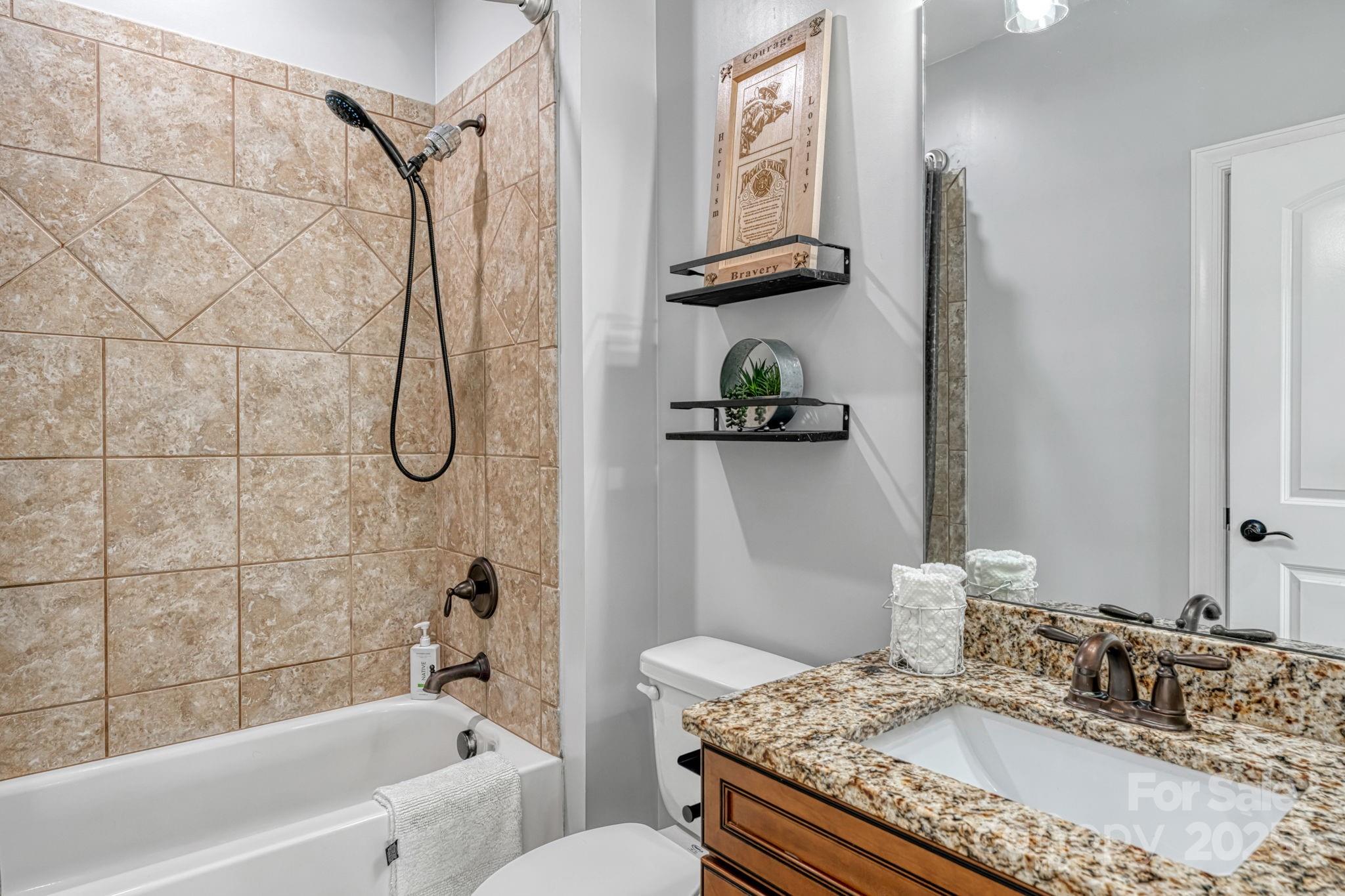 162 Golden View Drive