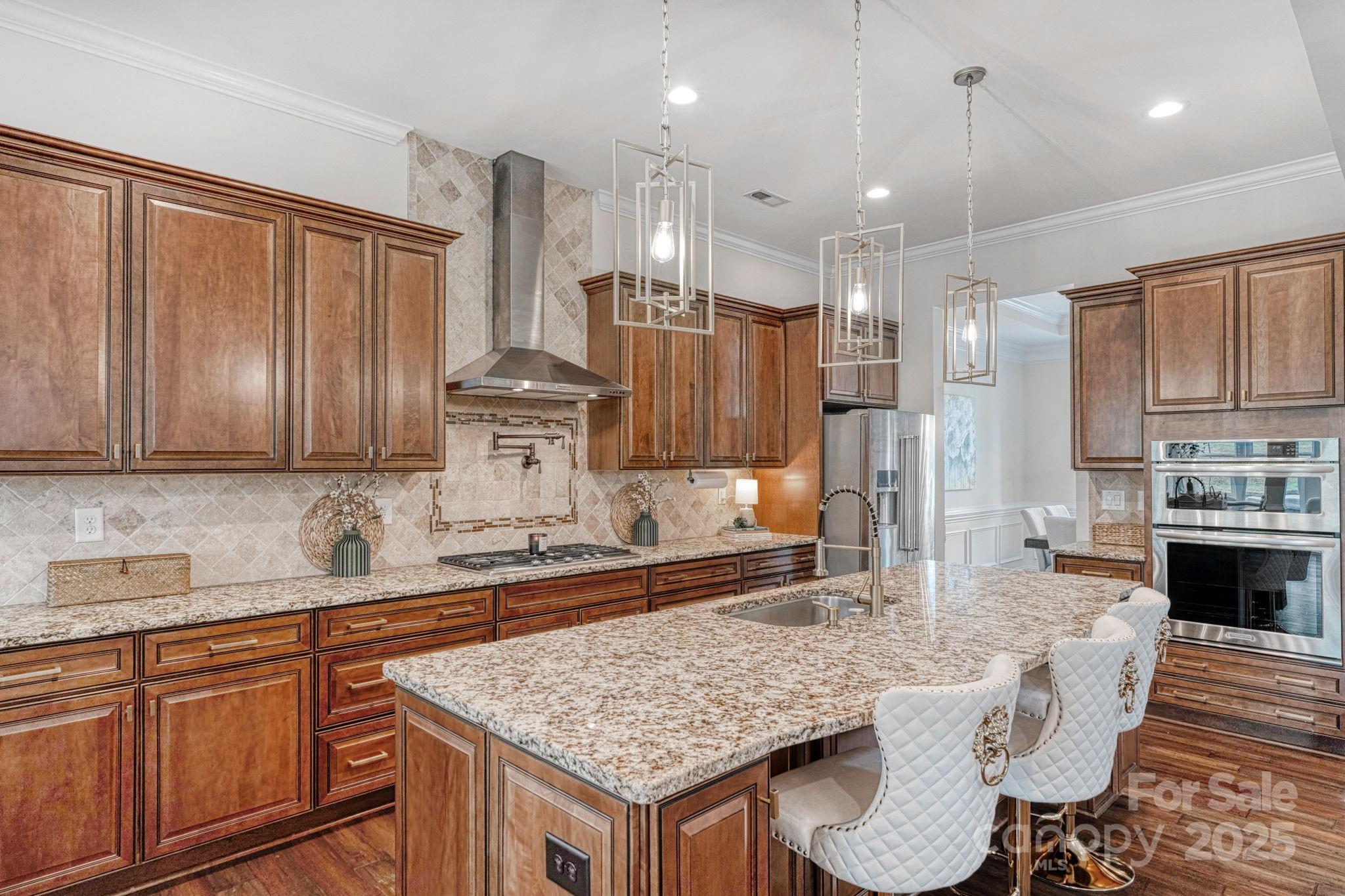 162 Golden View Drive