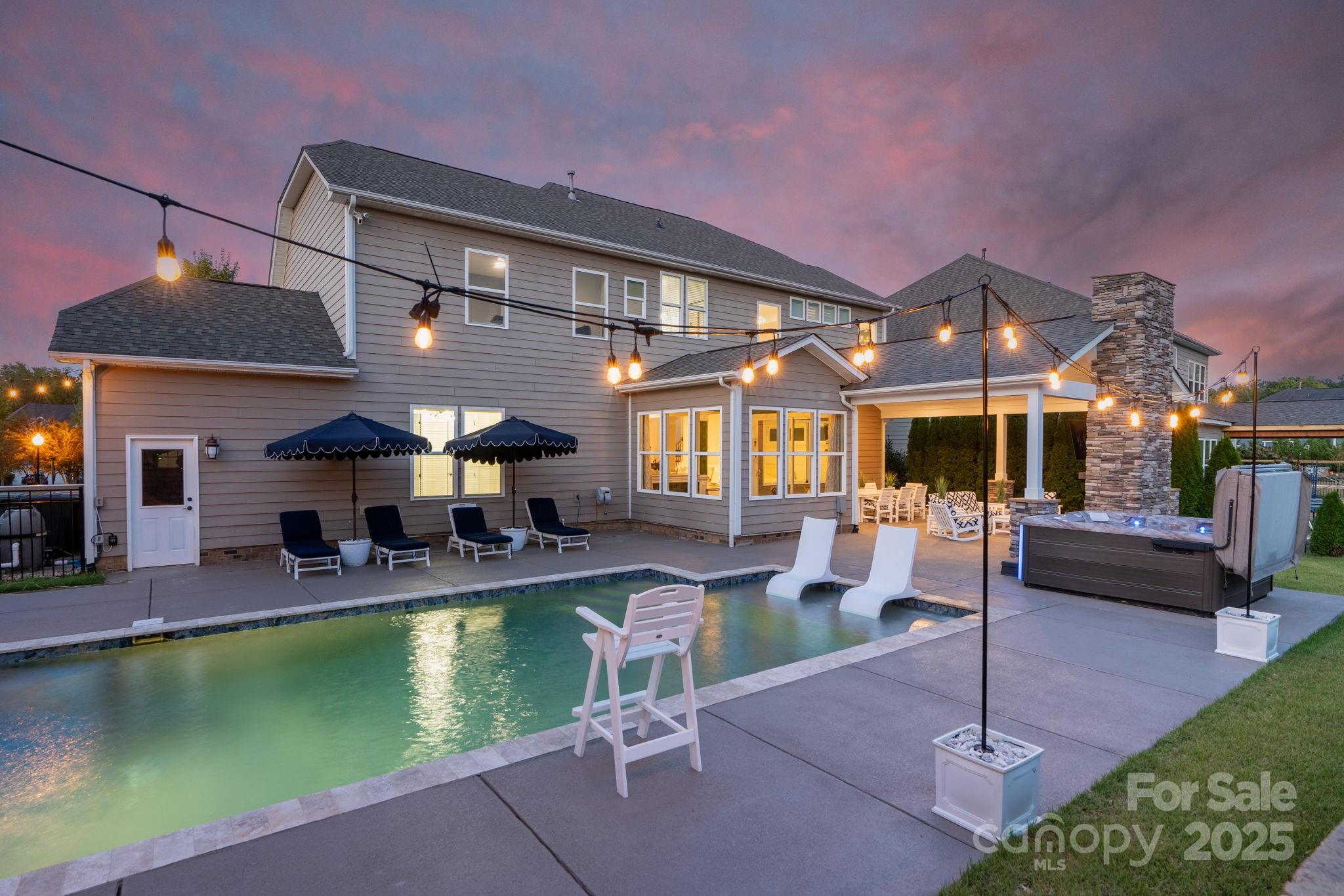 162 Golden View Drive