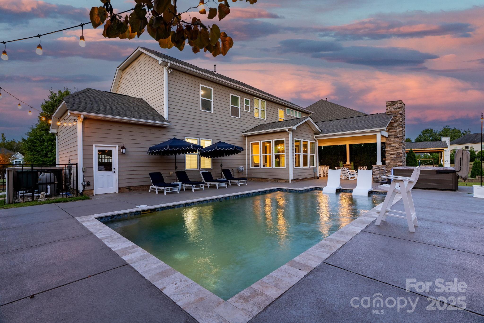 162 Golden View Drive