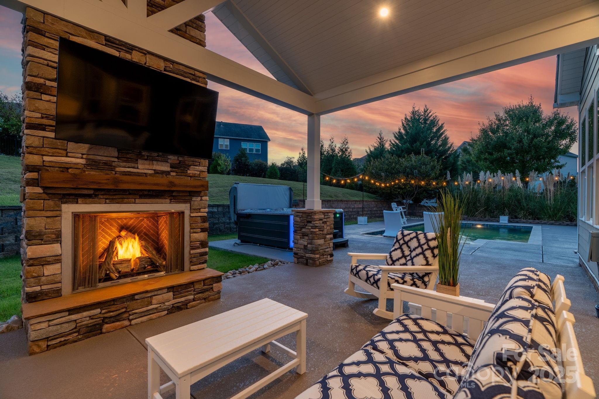 162 Golden View Drive