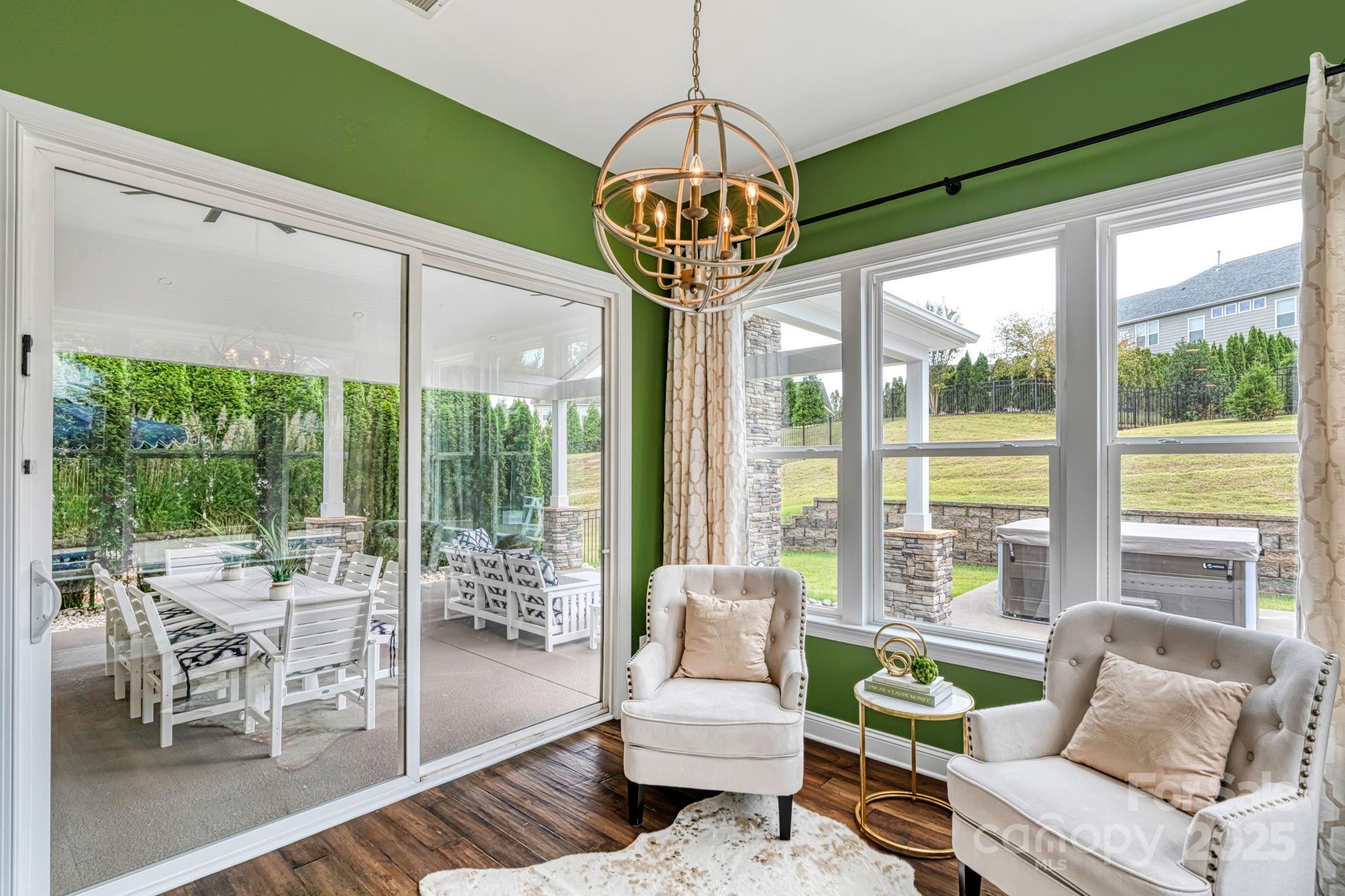 162 Golden View Drive