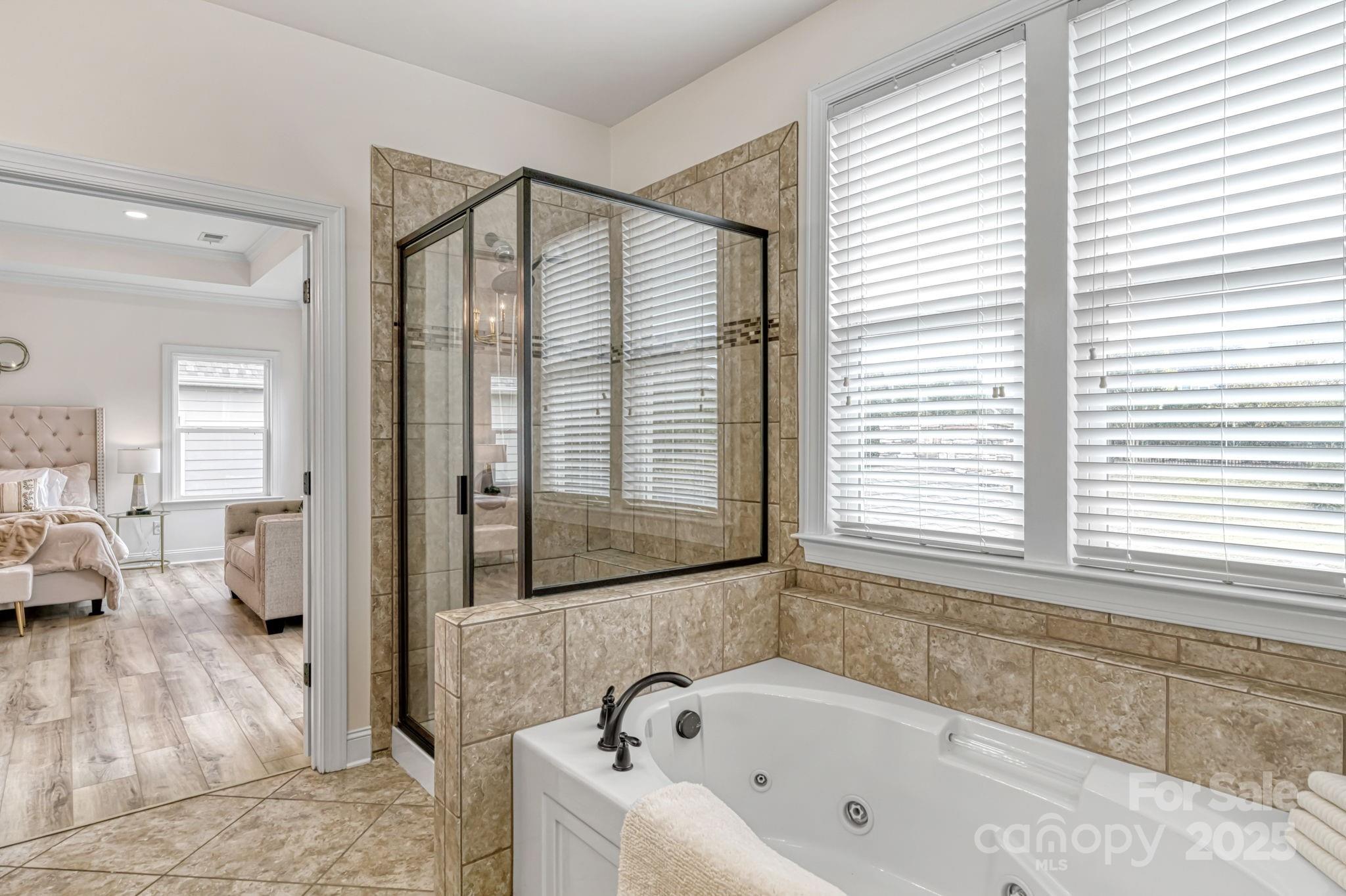 162 Golden View Drive