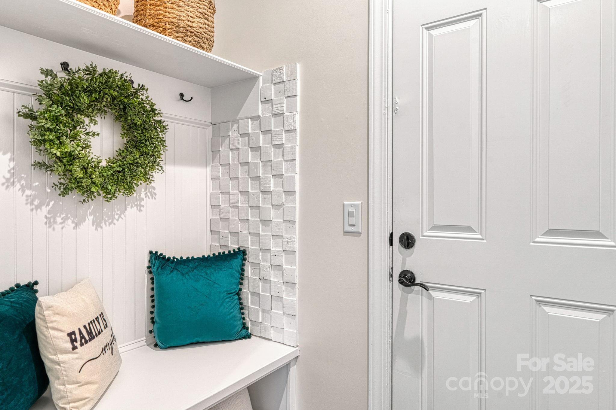 162 Golden View Drive