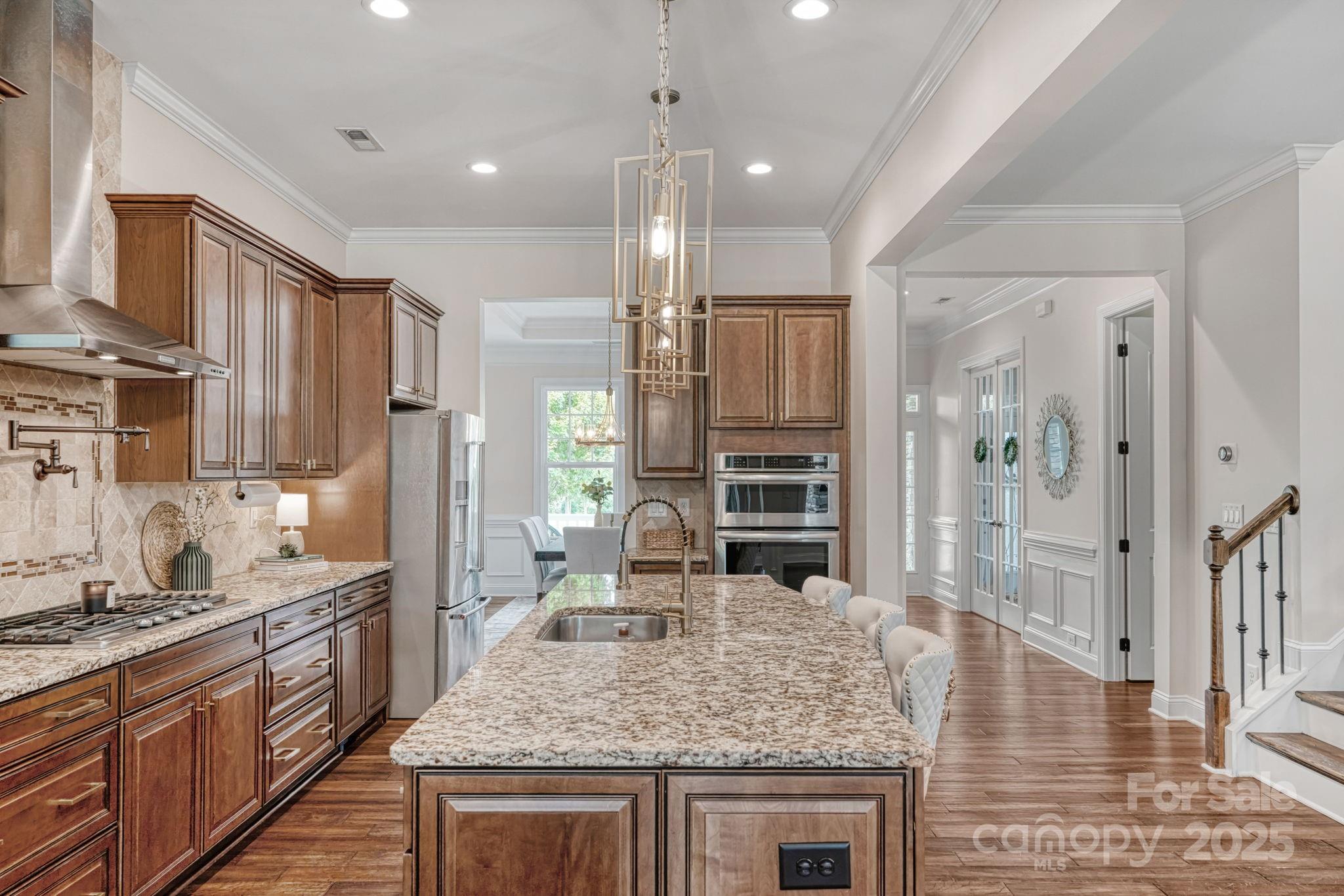 162 Golden View Drive