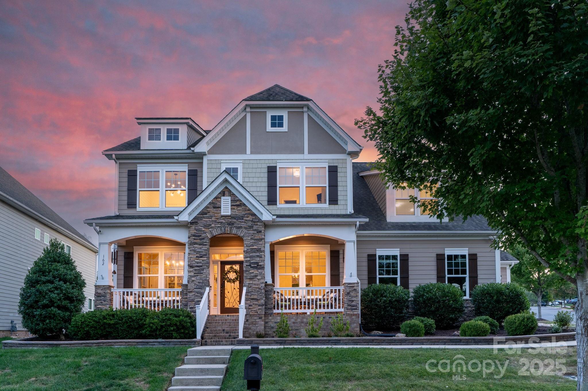 162 Golden View Drive