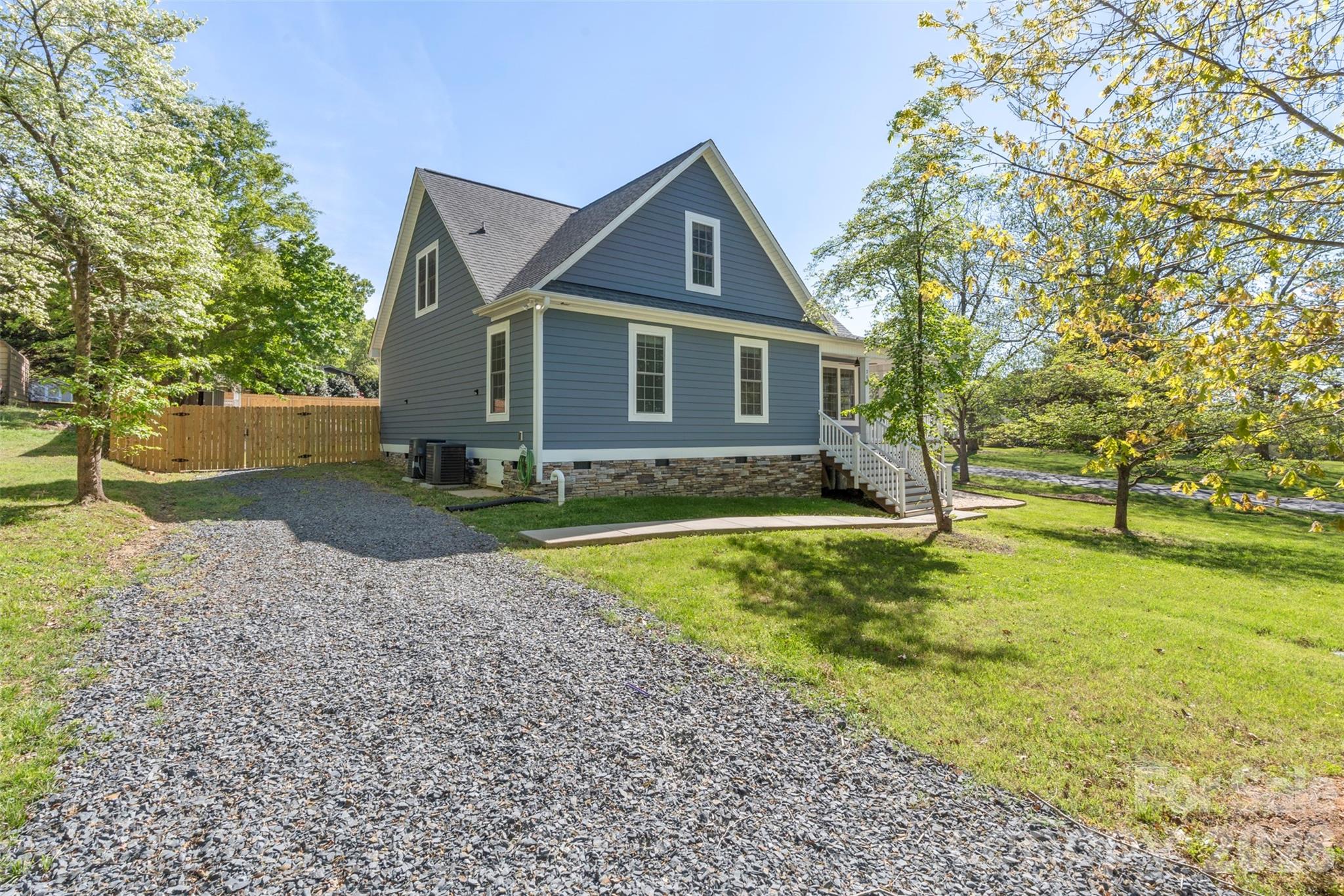 206 Montclair Drive
