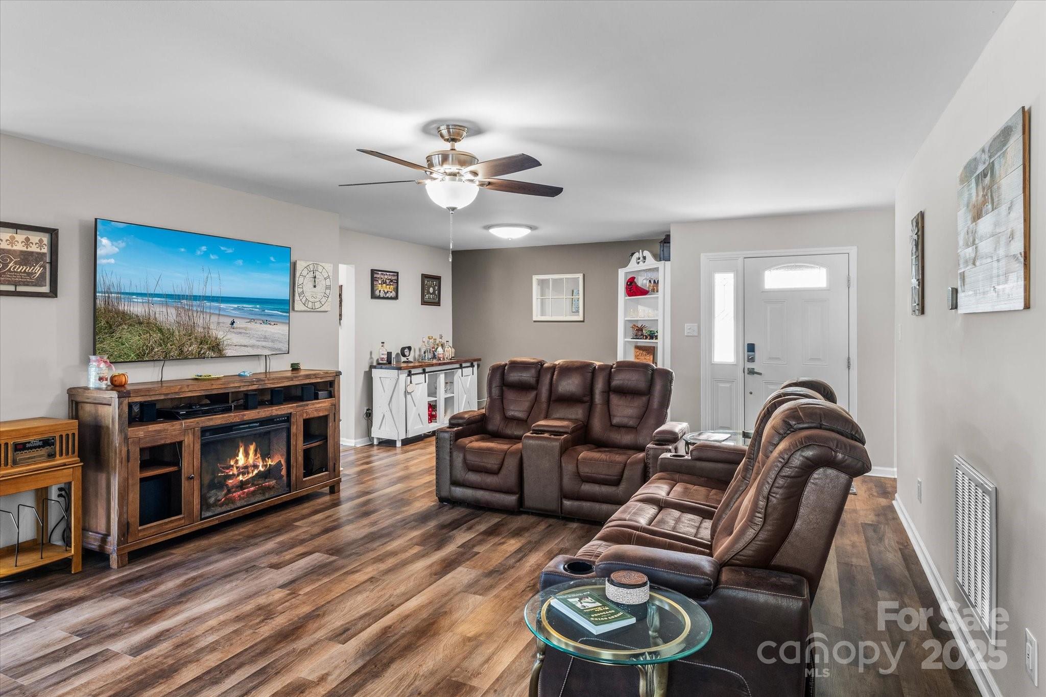 127 Rumple Hill Drive