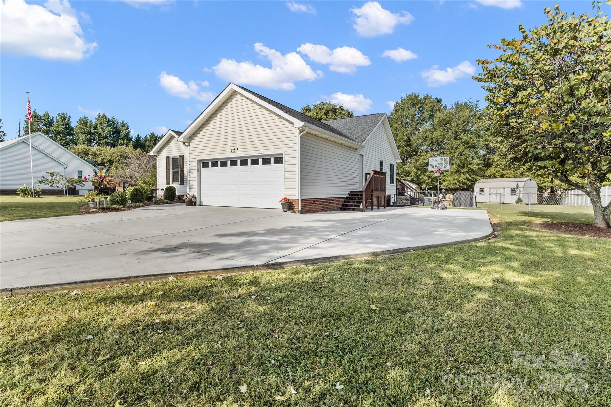 127 Rumple Hill Drive