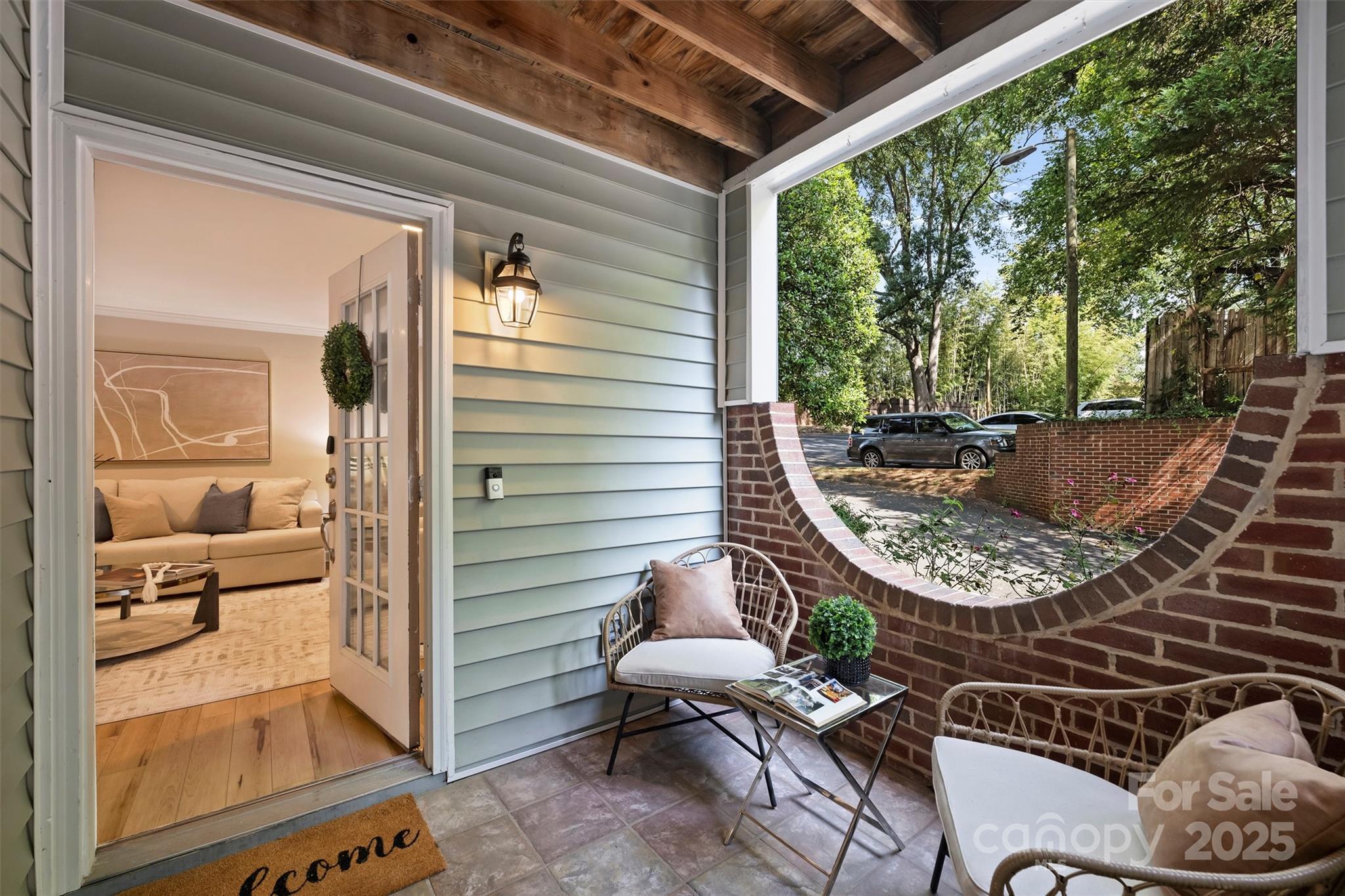 430 Queens Road Unit: 712