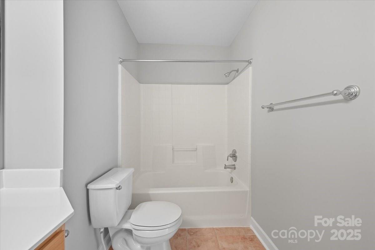 17005 Carlton Way Road