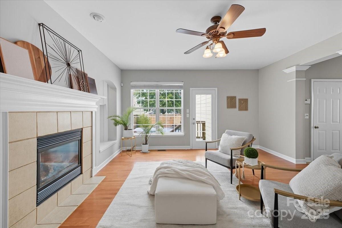 17005 Carlton Way Road