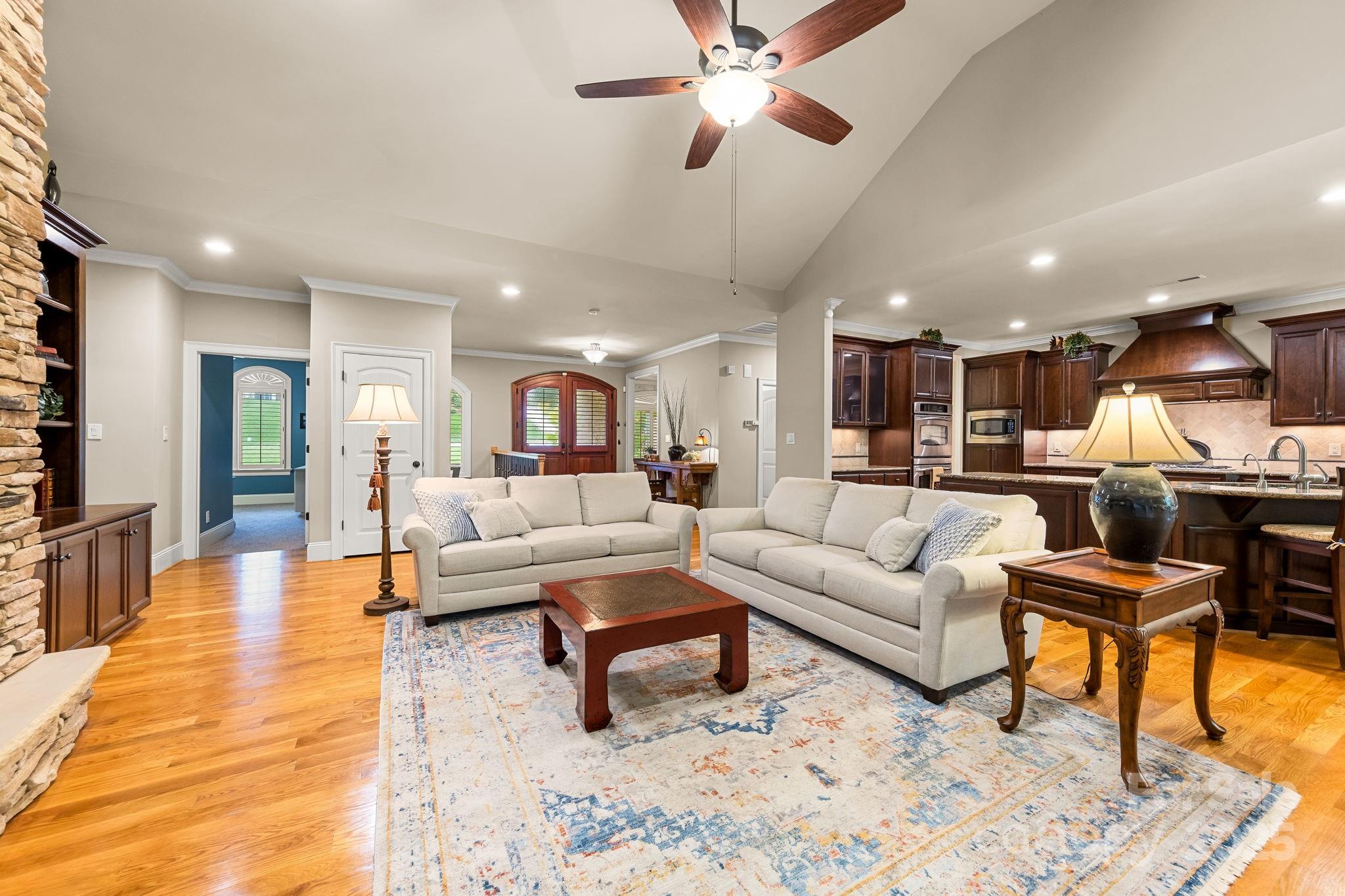 1763 Mount Carmel Circle