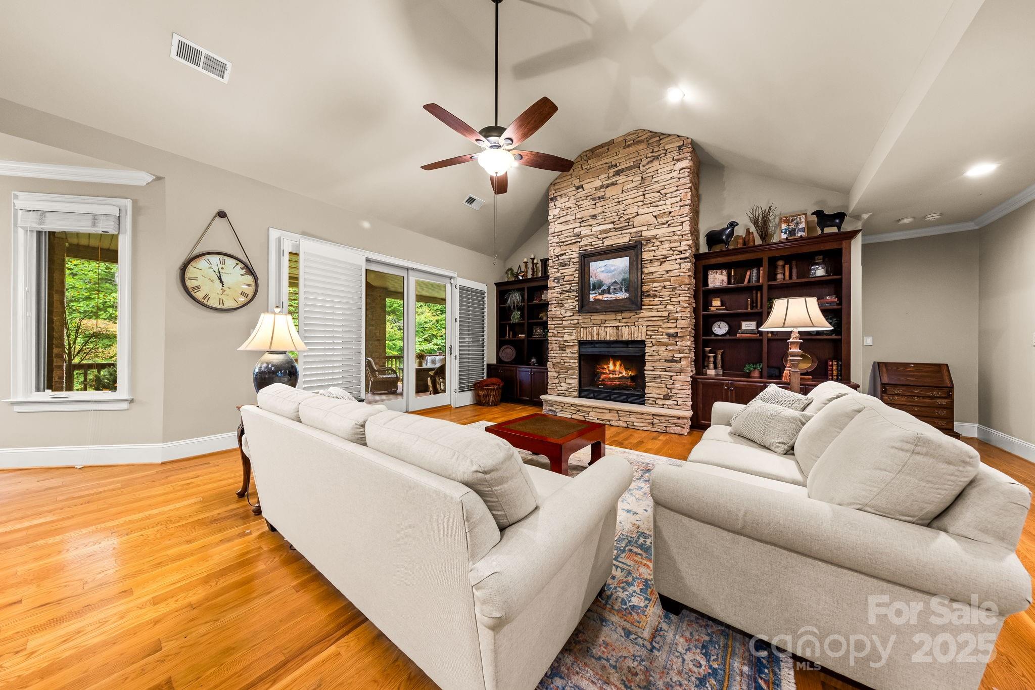 1763 Mount Carmel Circle