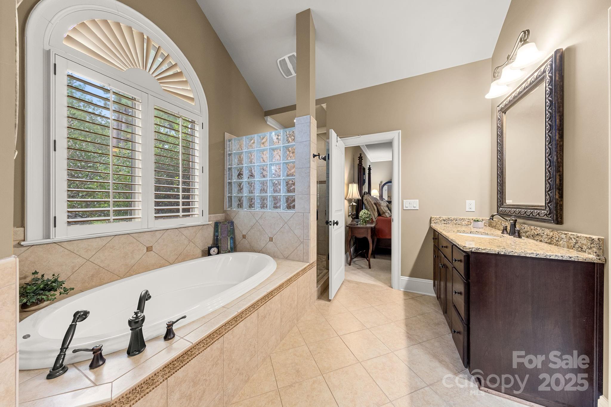 1763 Mount Carmel Circle