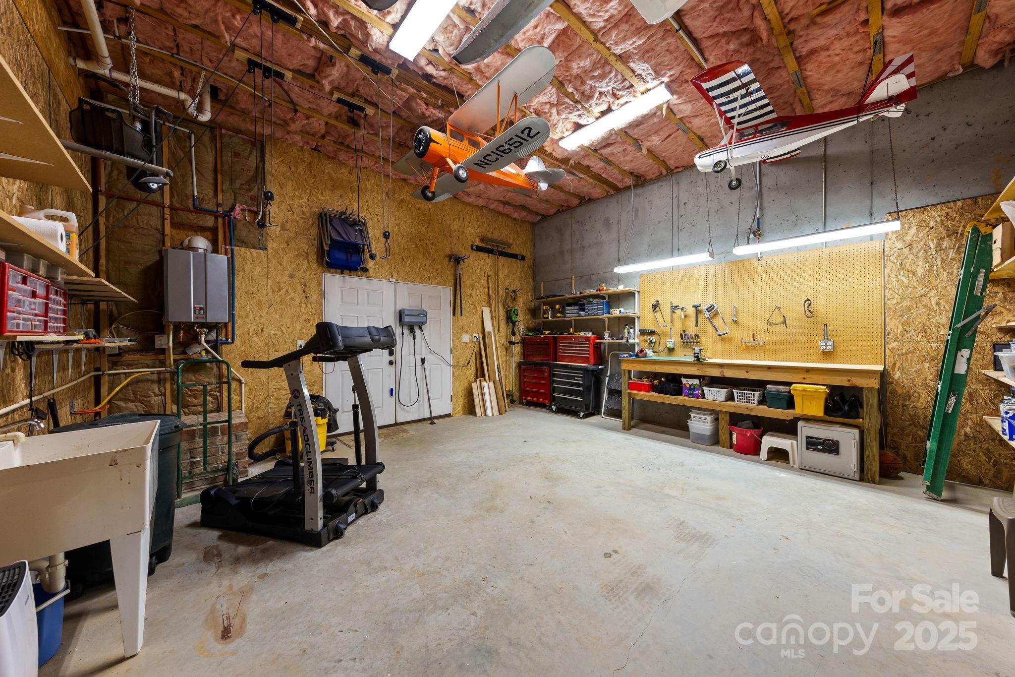 1763 Mount Carmel Circle