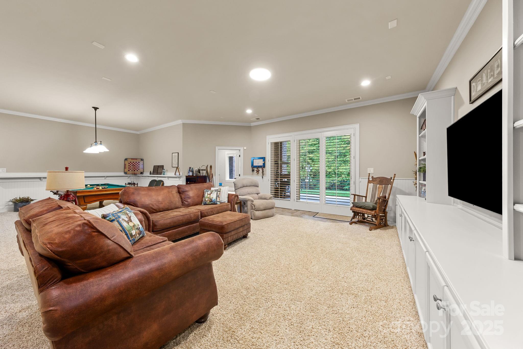 1763 Mount Carmel Circle