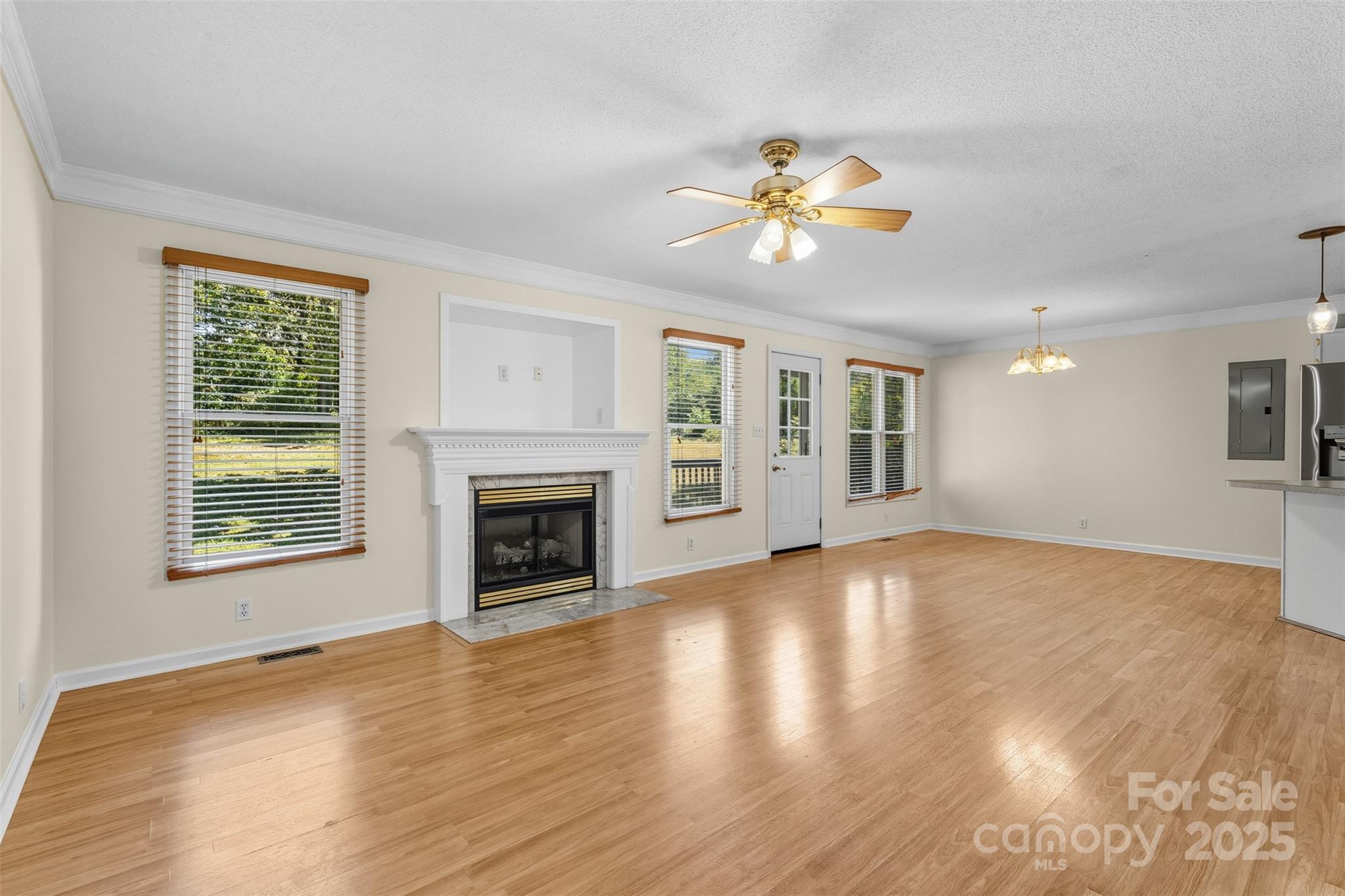 1305 Dunlap Roddey Road