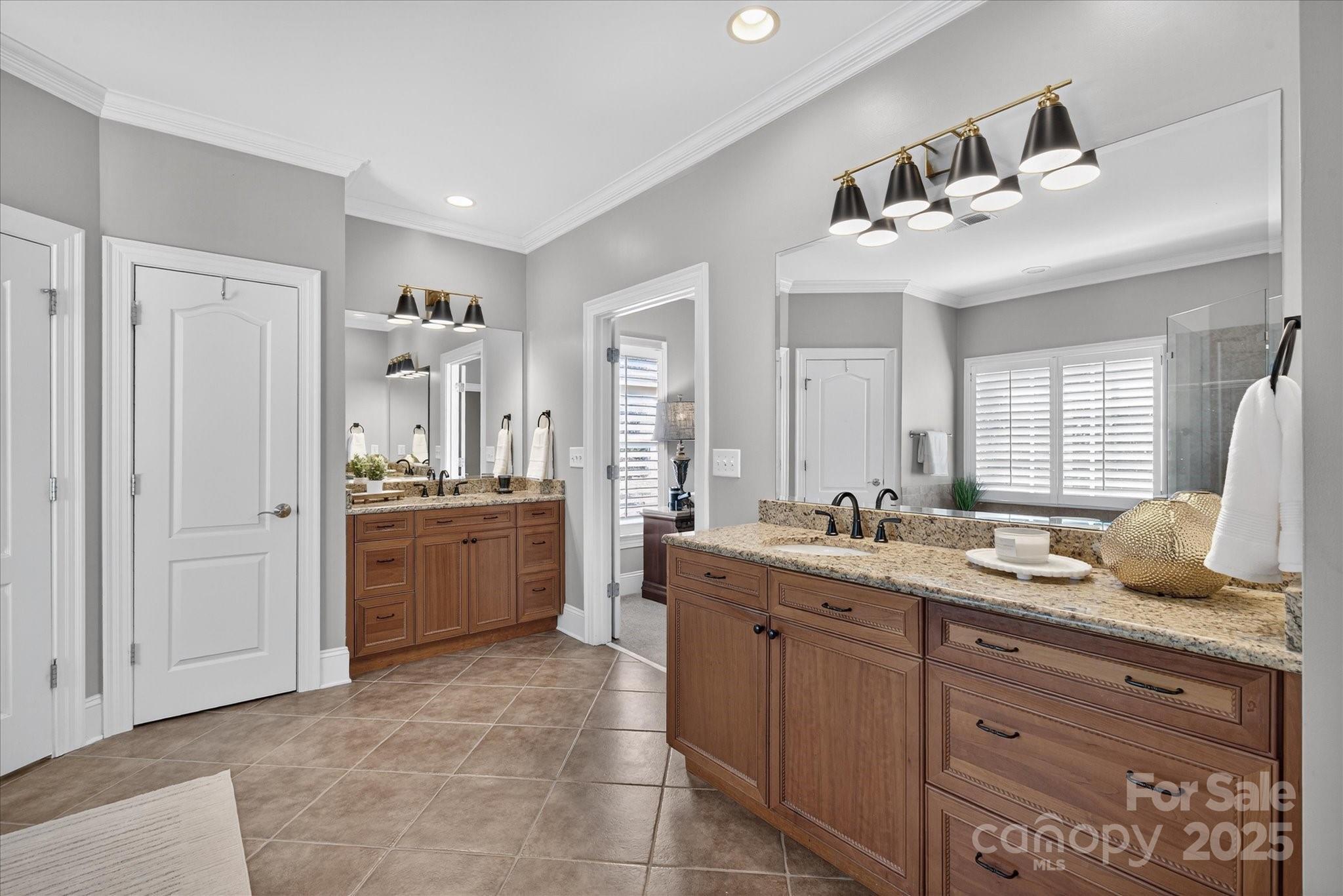 7911 Pemswood Street