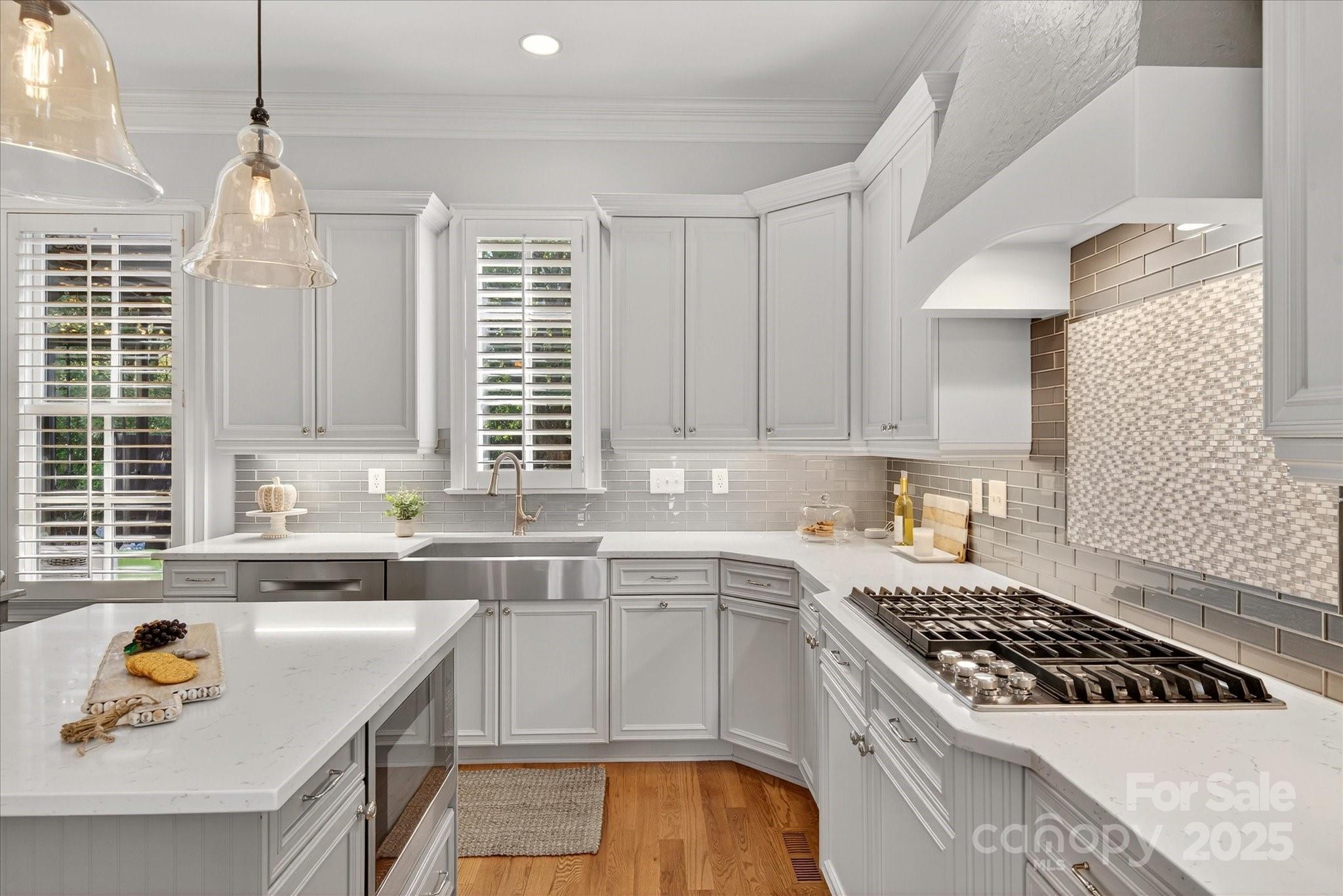 7911 Pemswood Street