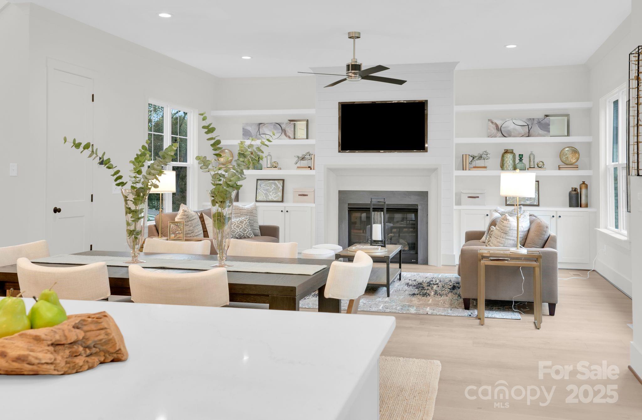 4918 Buckingham Drive