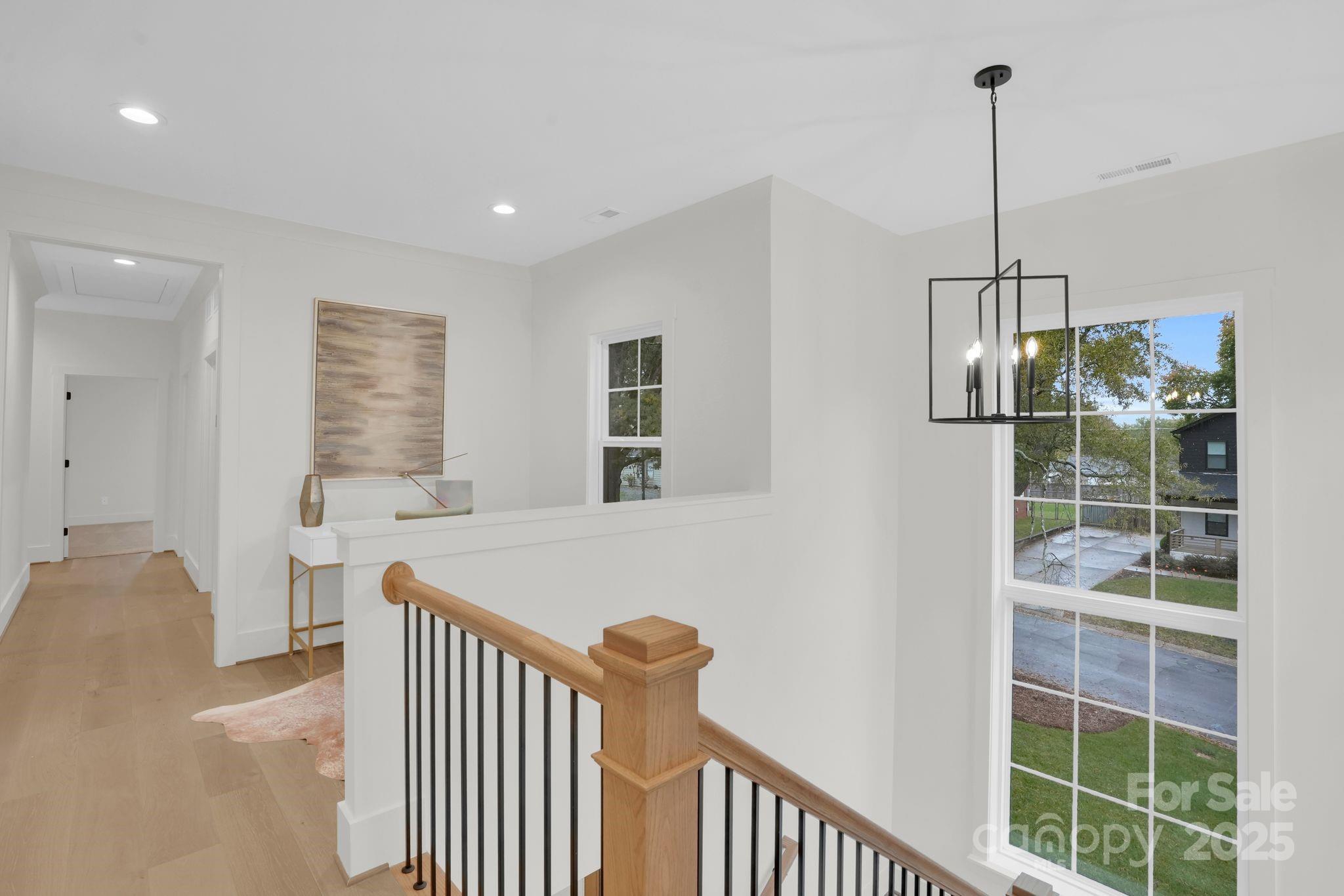 4918 Buckingham Drive