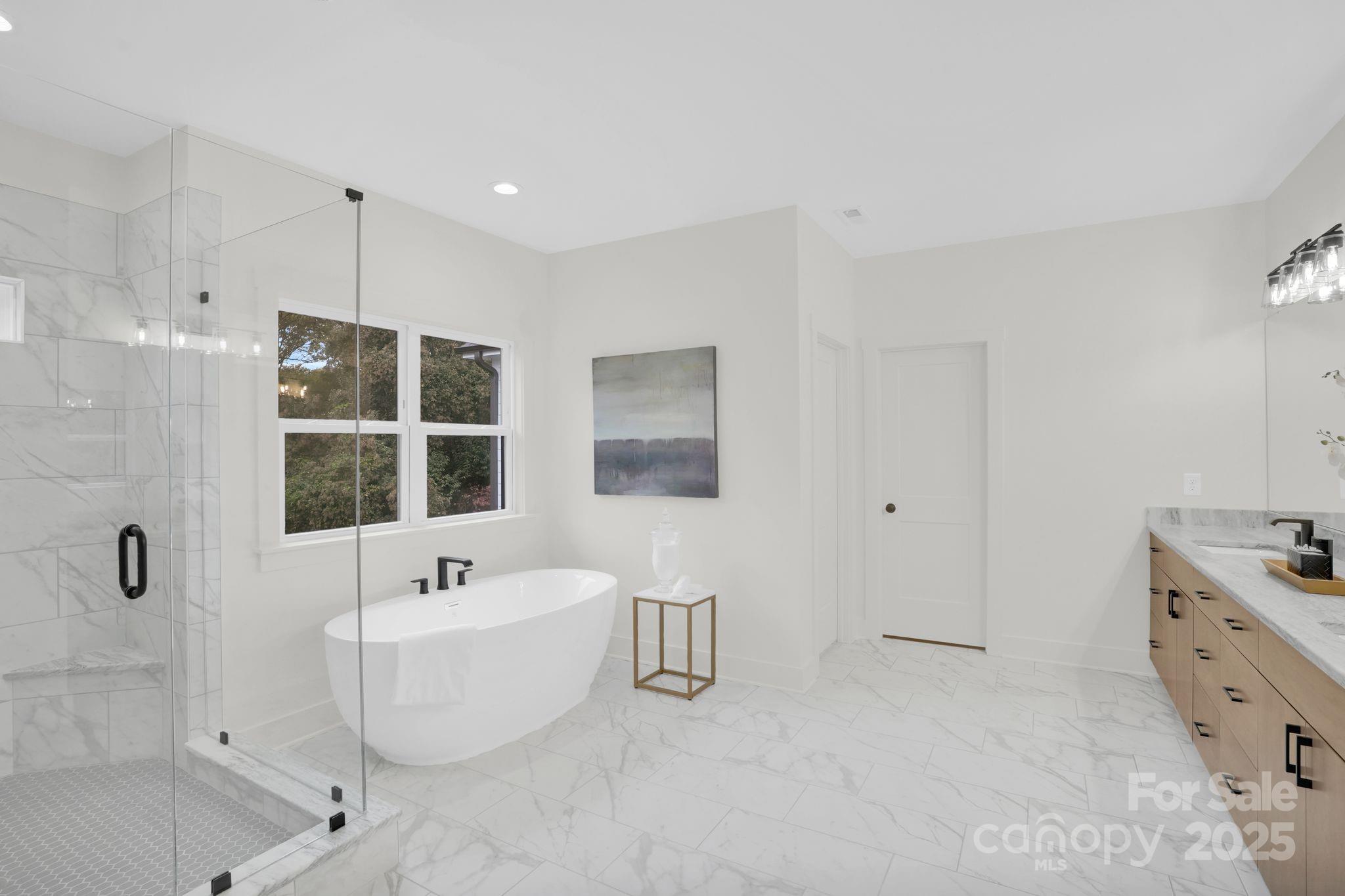 4918 Buckingham Drive