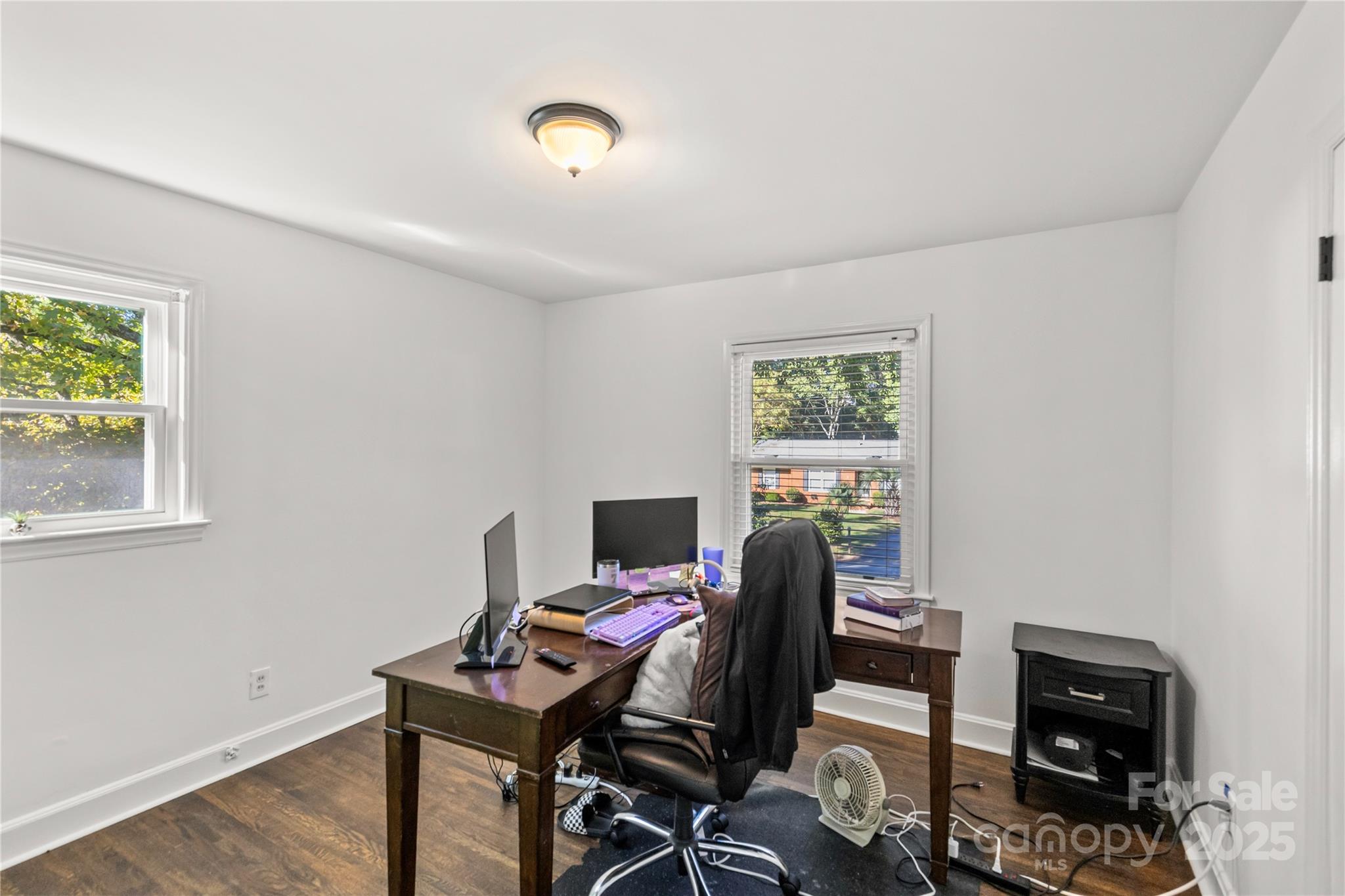 1830 Edgewater Drive