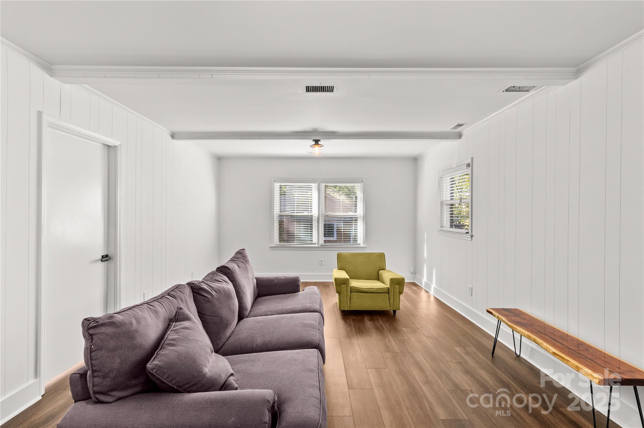 1830 Edgewater Drive