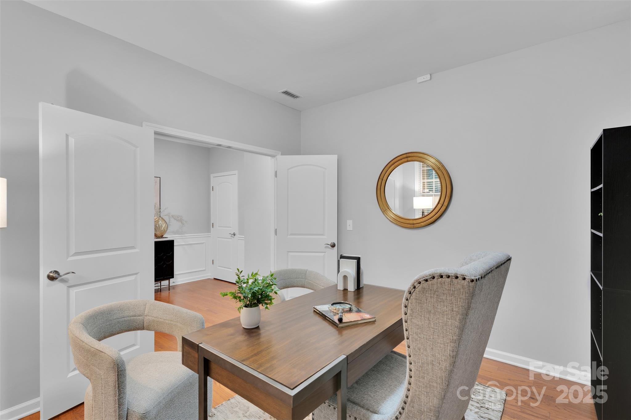 226 Bubbling Well Road