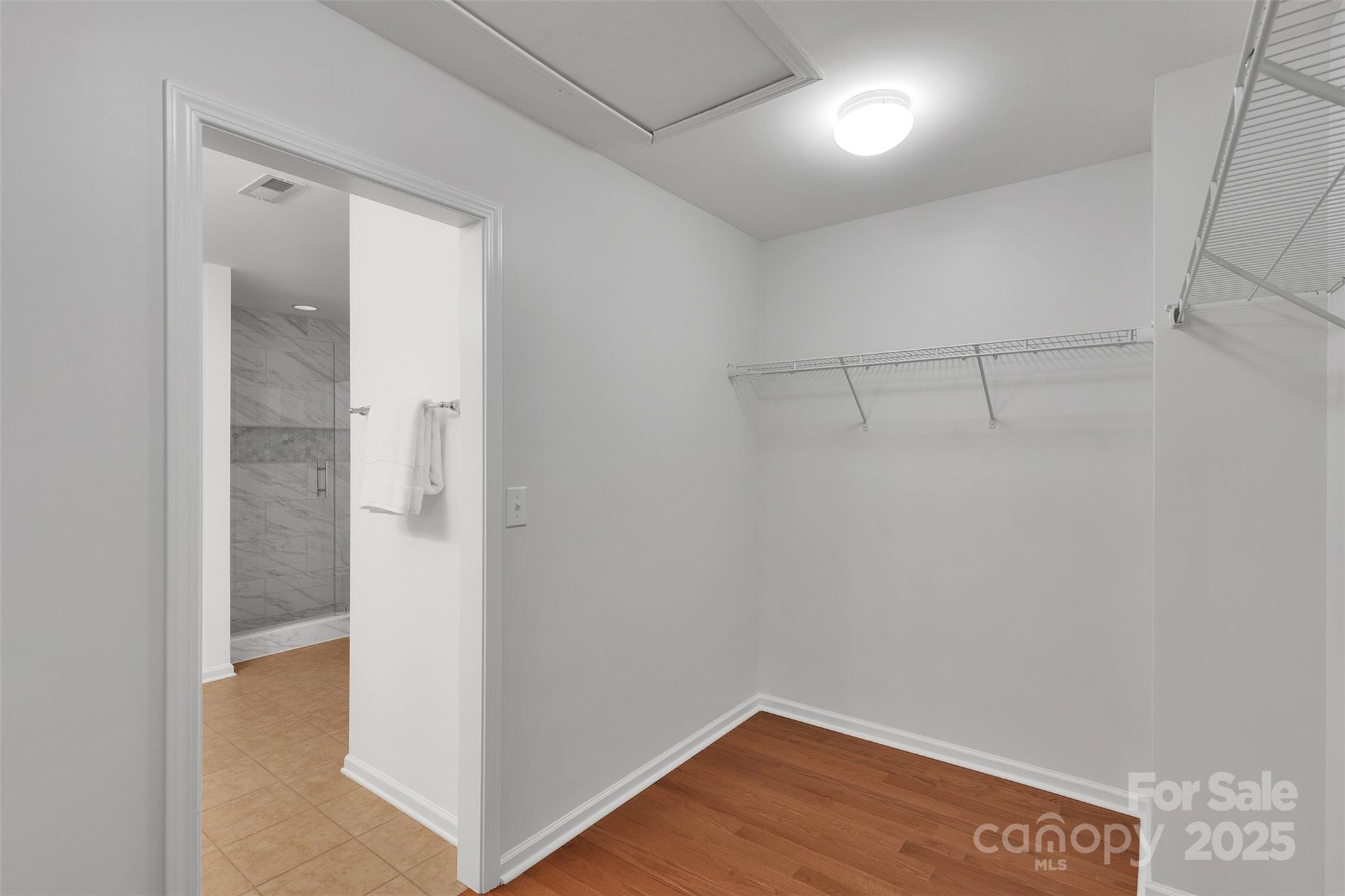 226 Bubbling Well Road