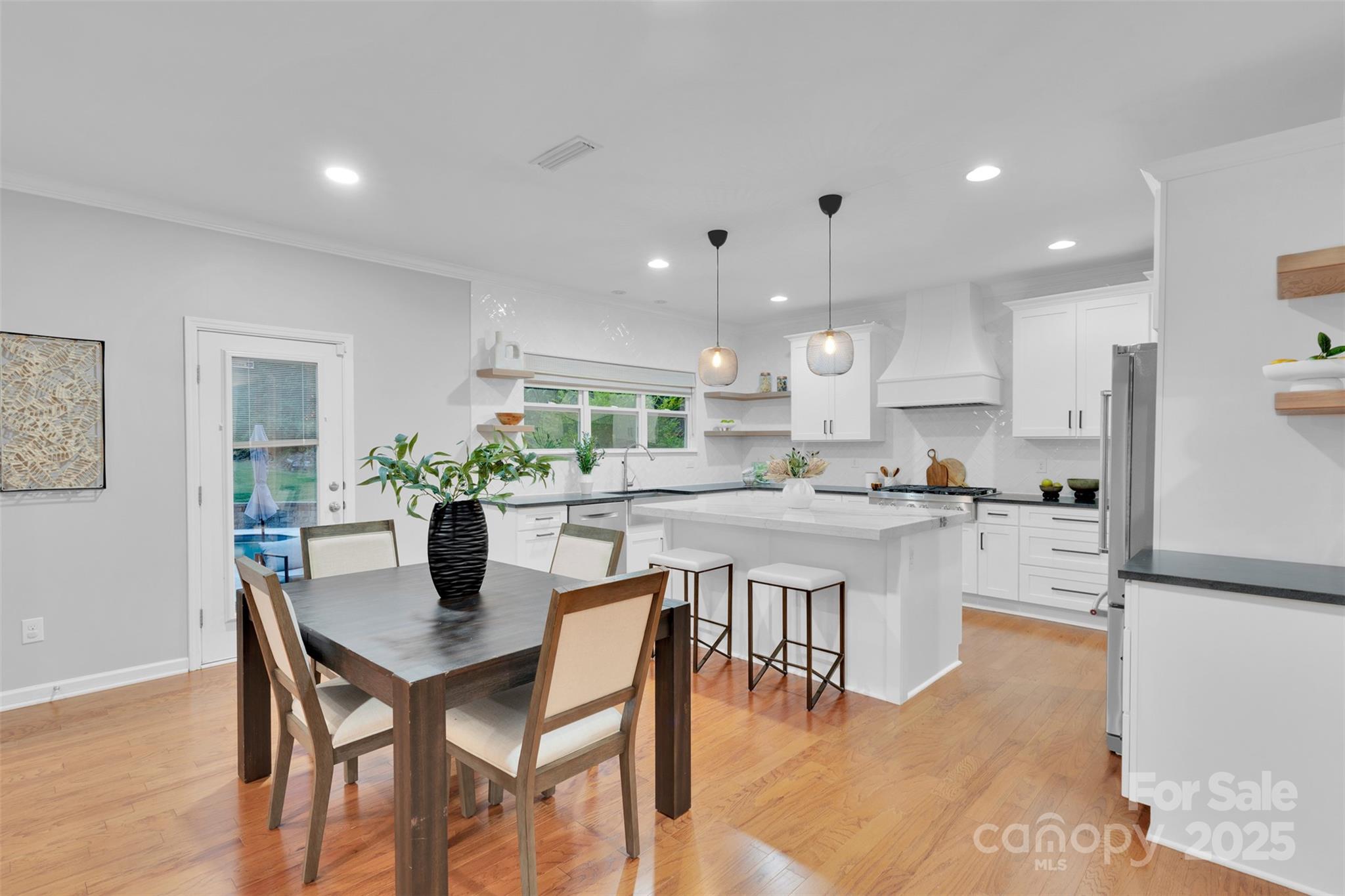 226 Bubbling Well Road