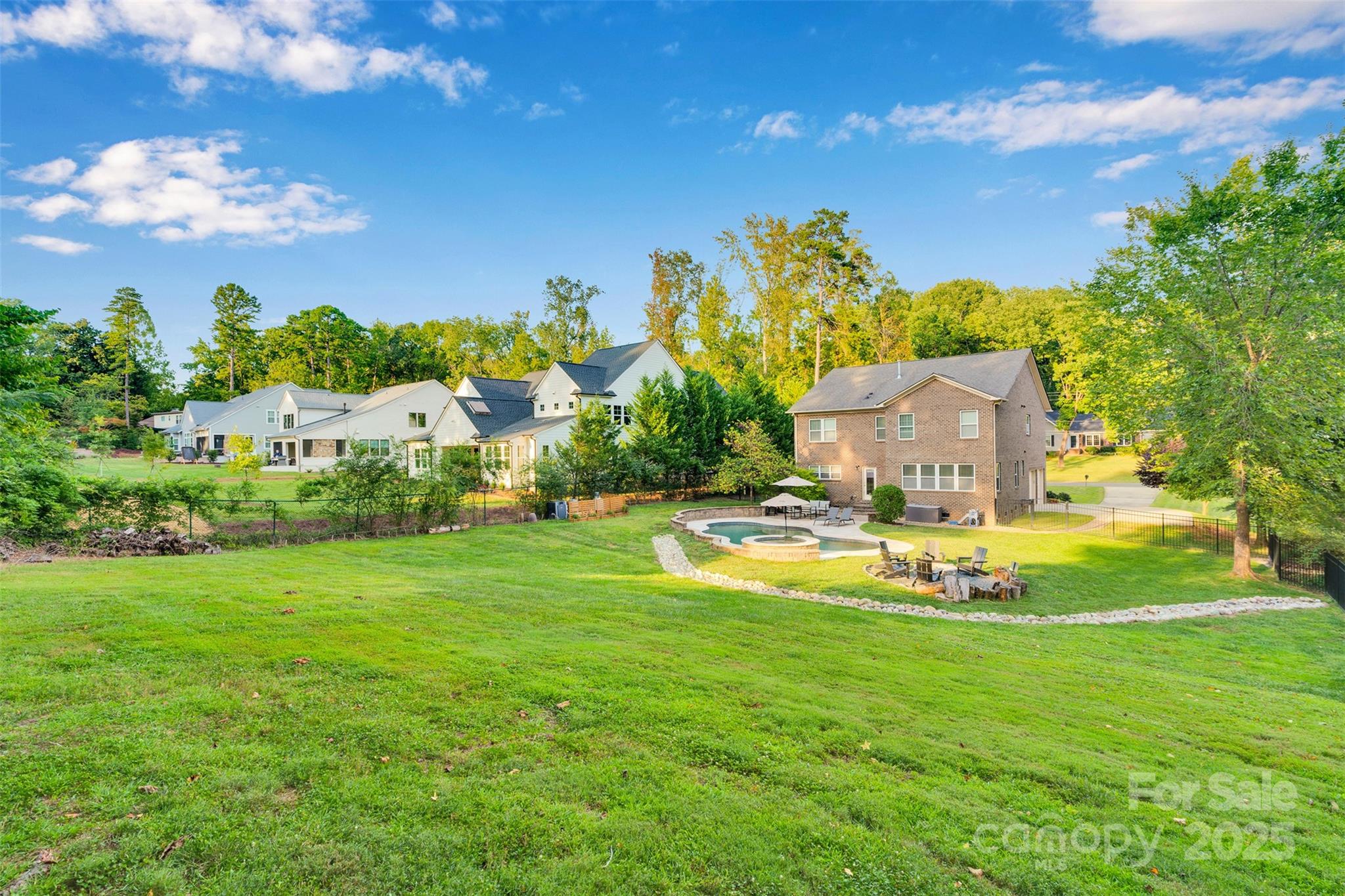 226 Bubbling Well Road