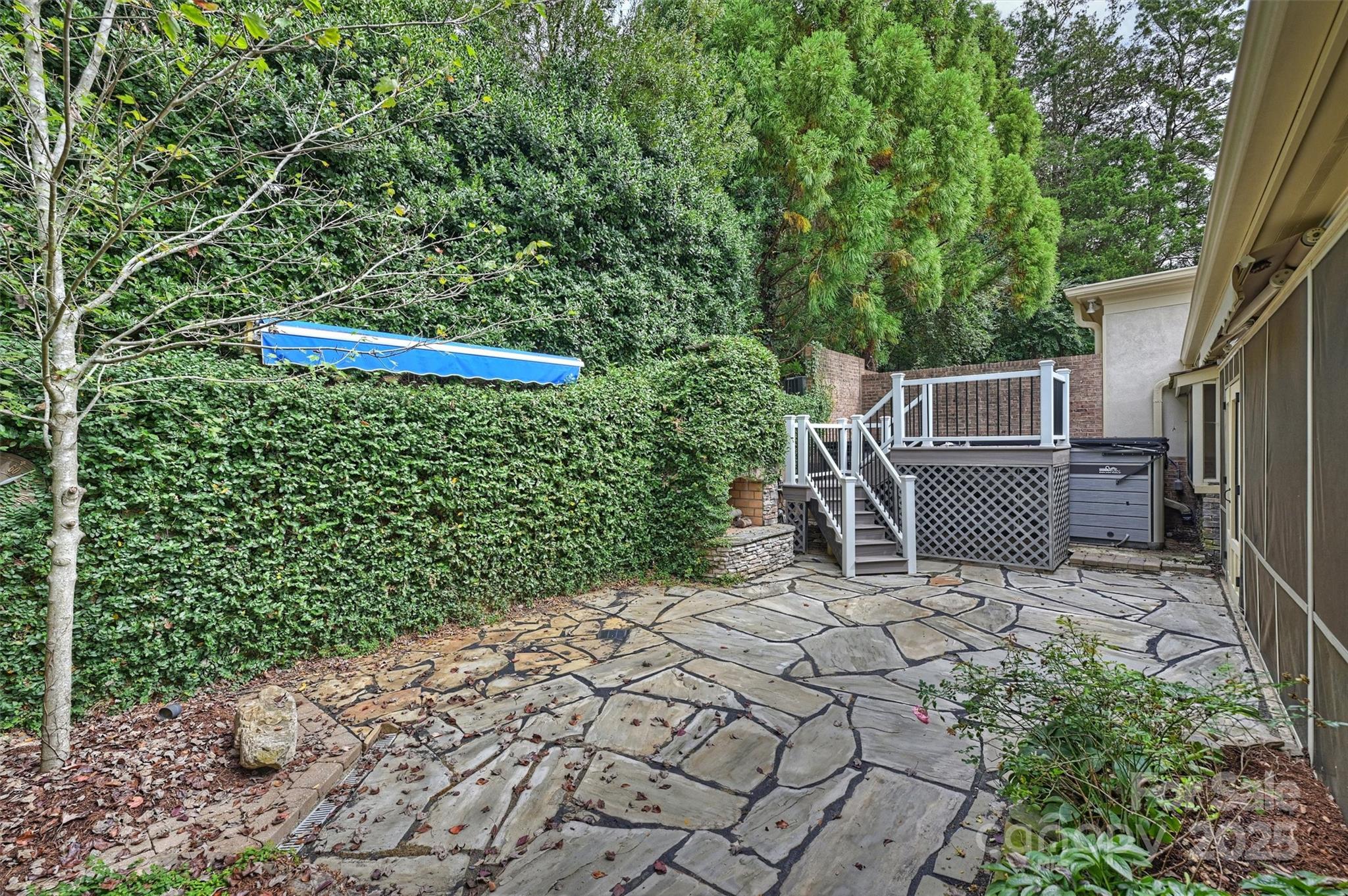 8915 Challis Hill Lane