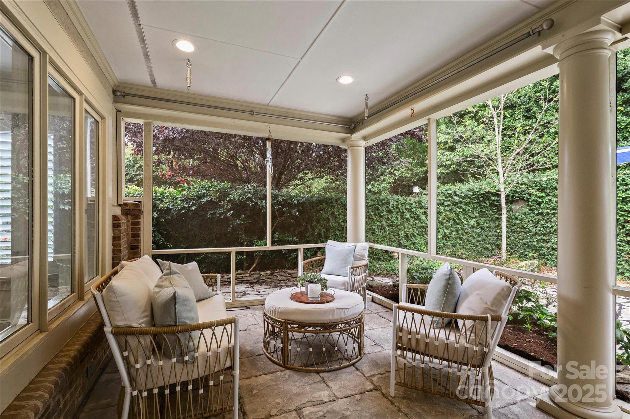 8915 Challis Hill Lane