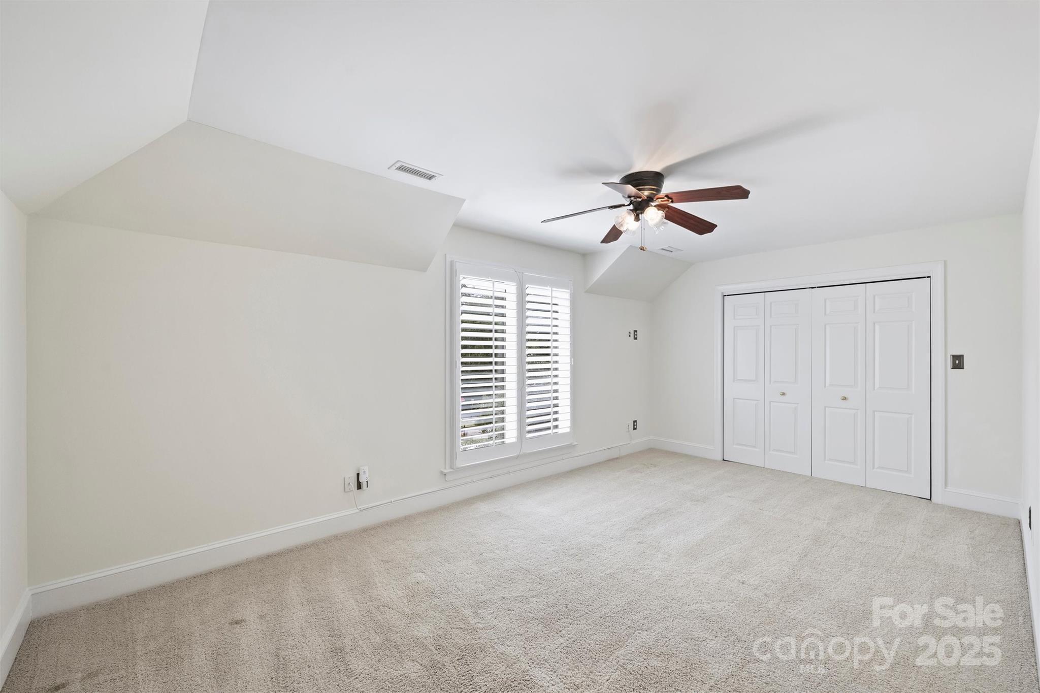 8915 Challis Hill Lane