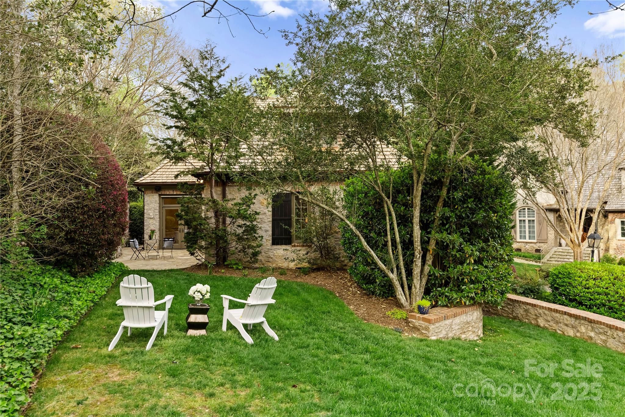 2415 La Maison Drive