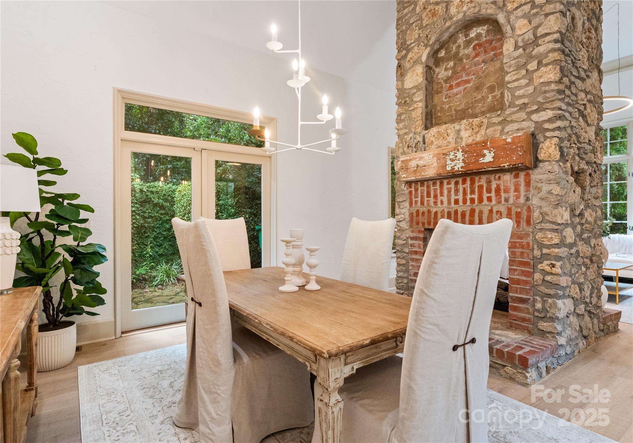 2415 La Maison Drive