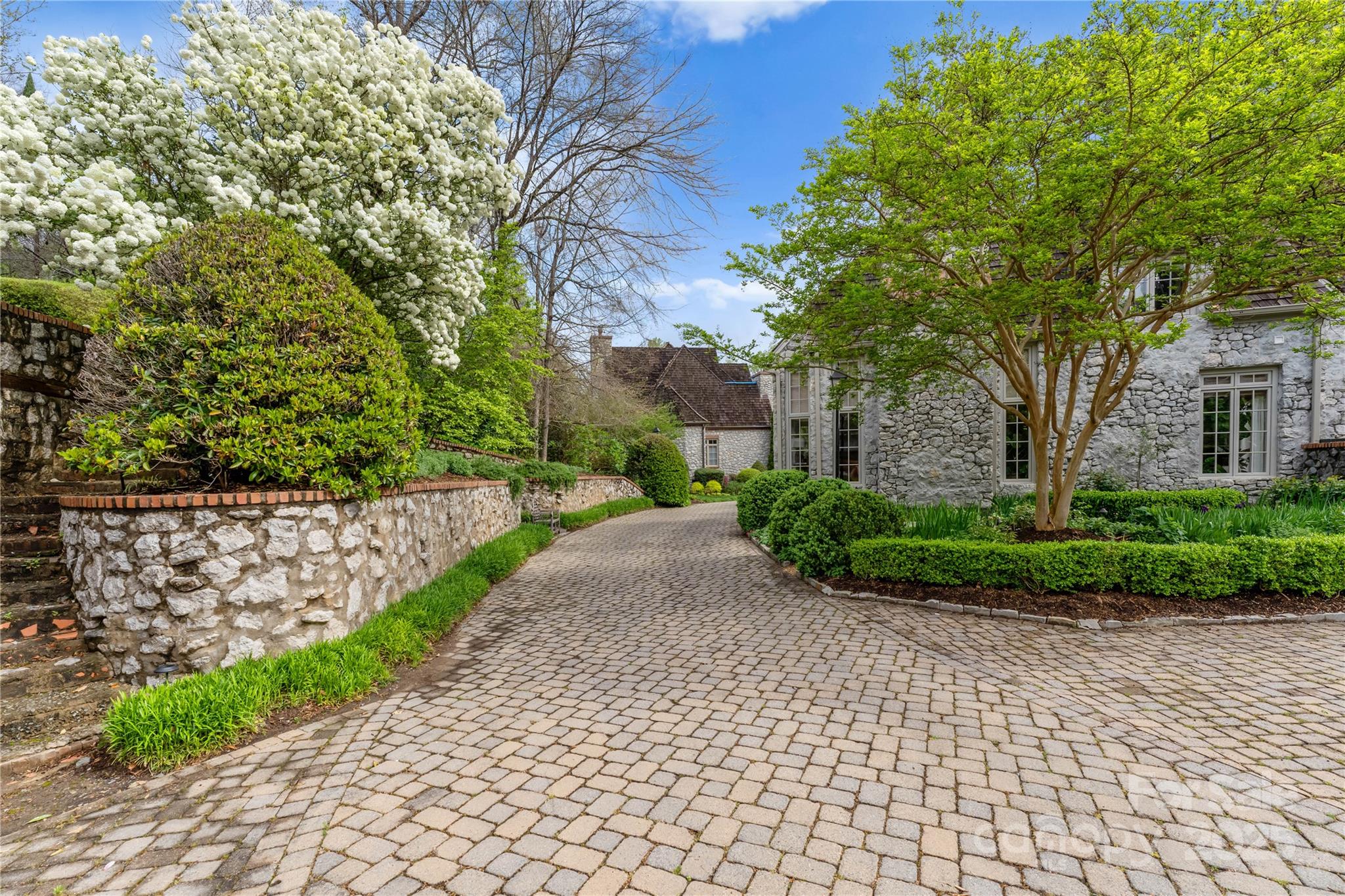 2415 La Maison Drive