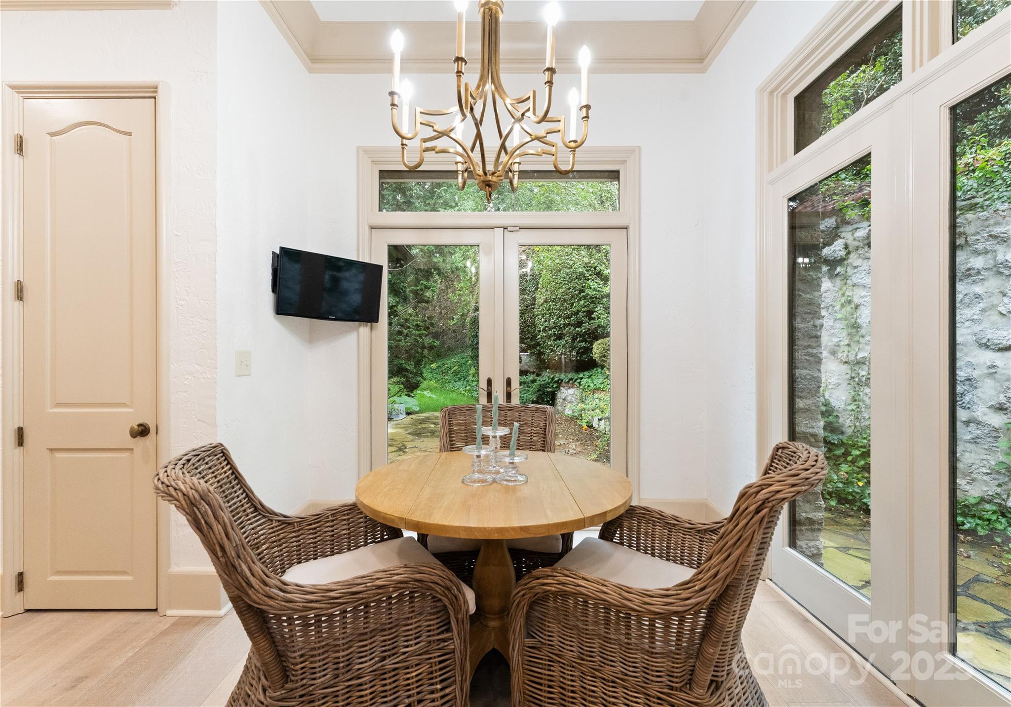 2415 La Maison Drive