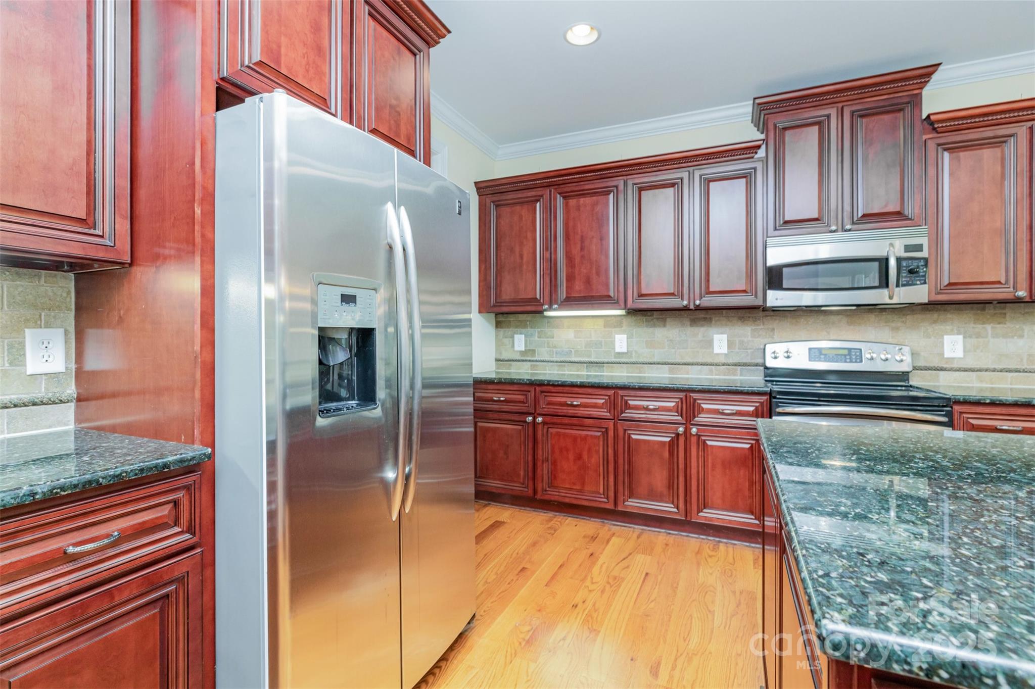 7116 Spruce Pine Trail