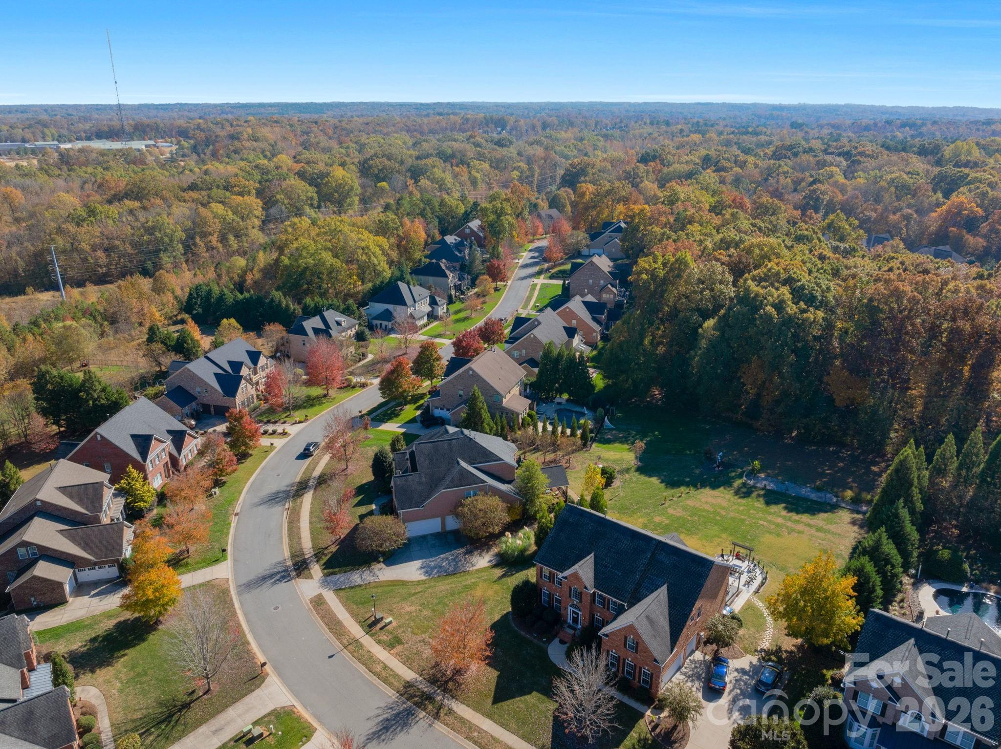 7122 Yellowhorn Trail