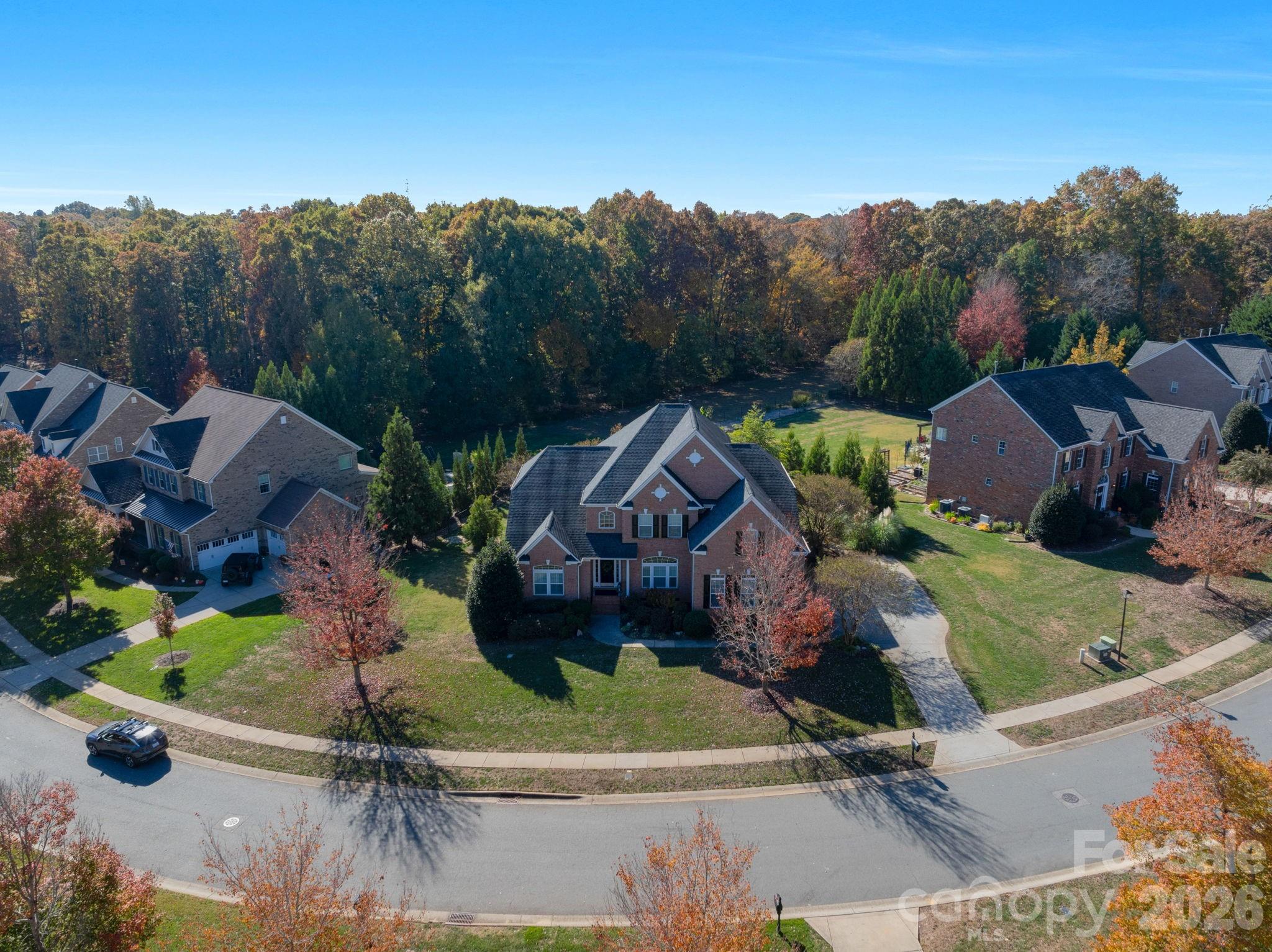 7122 Yellowhorn Trail