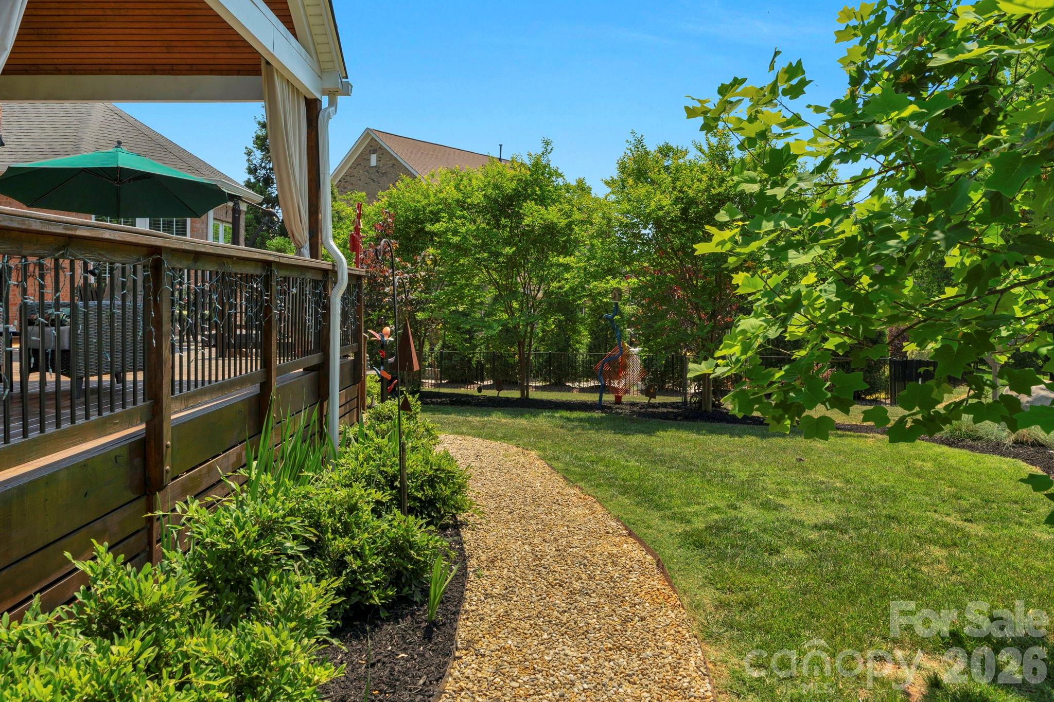 7122 Yellowhorn Trail