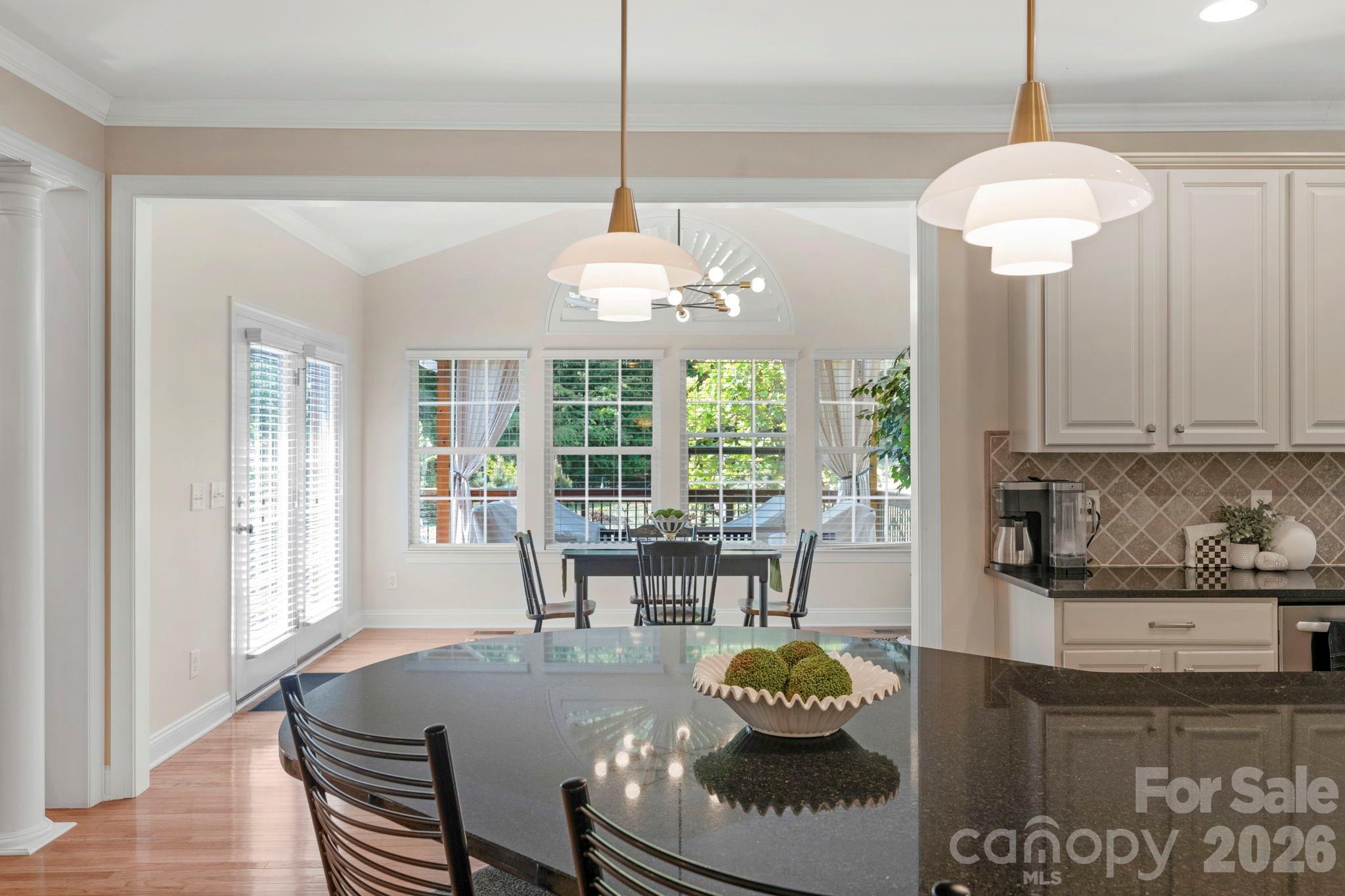 7122 Yellowhorn Trail