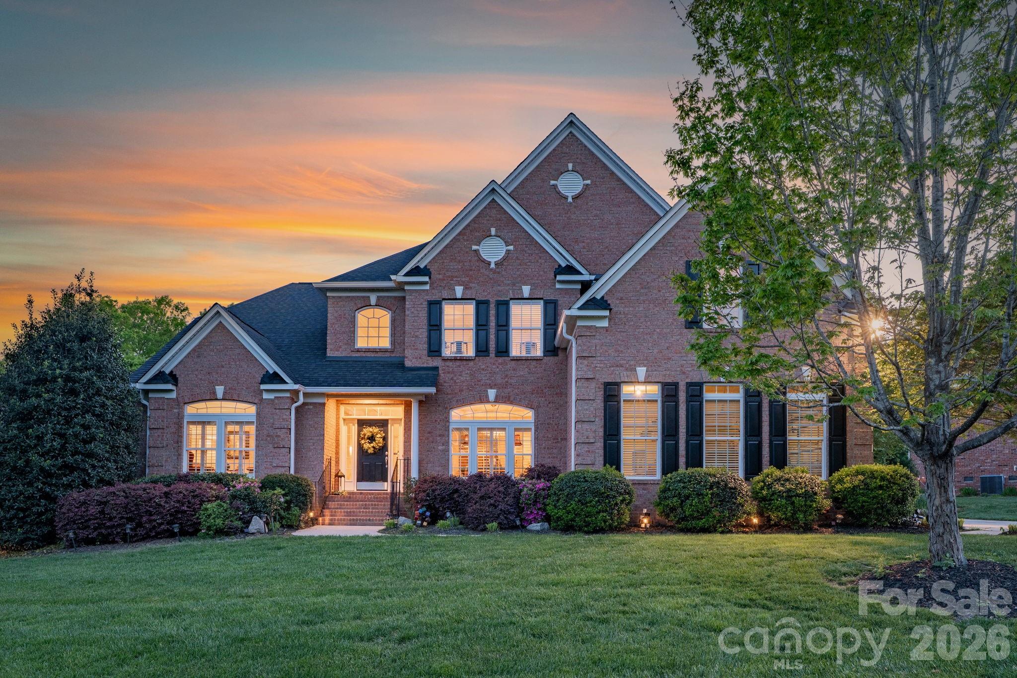 7122 Yellowhorn Trail