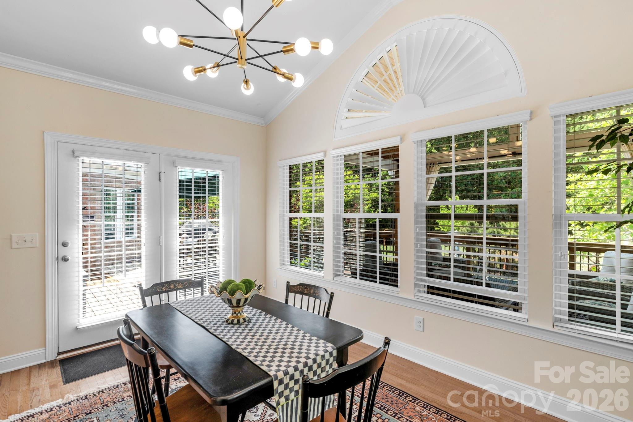 7122 Yellowhorn Trail